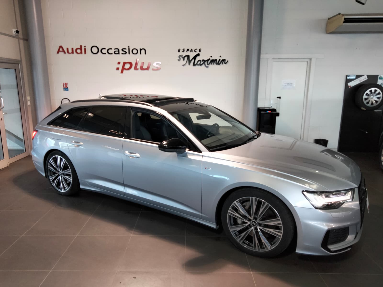 AUDI A6 AVANT