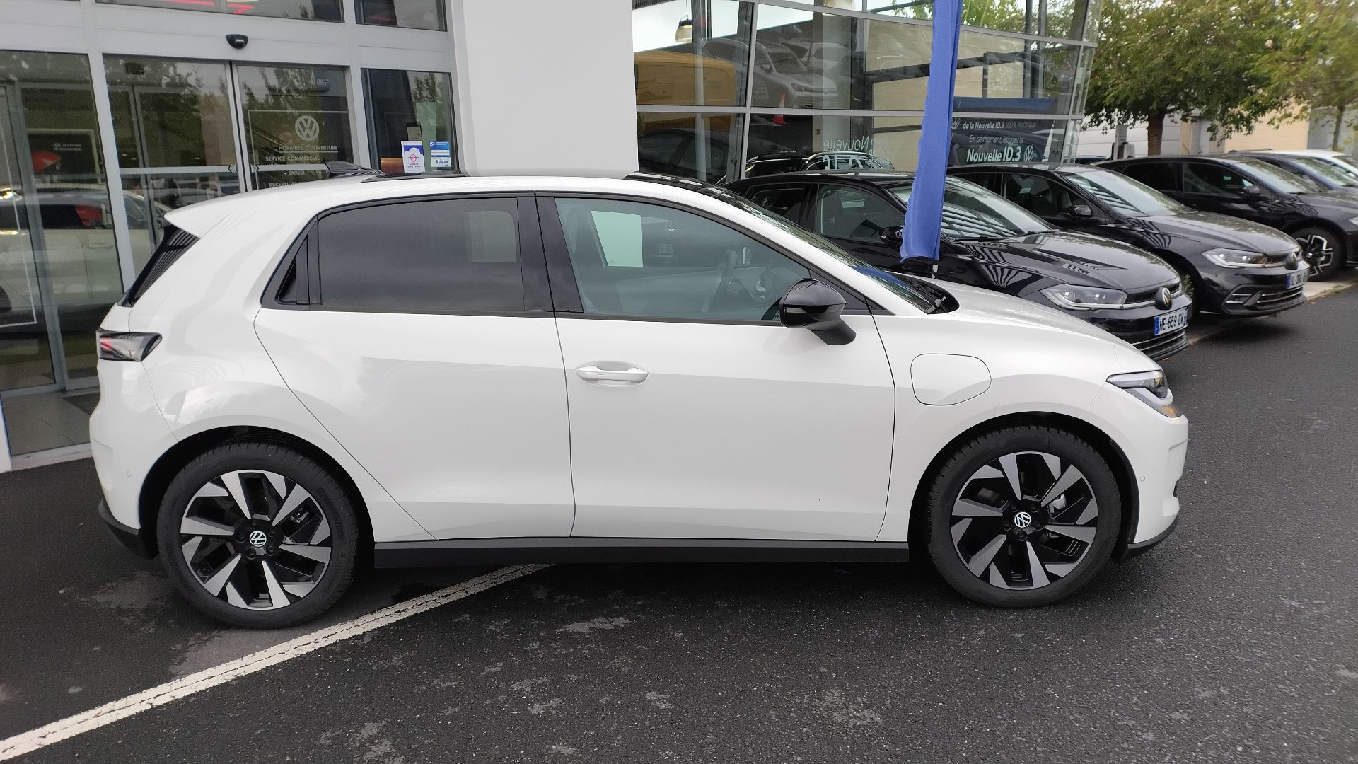 VOLKSWAGEN ID. POLO