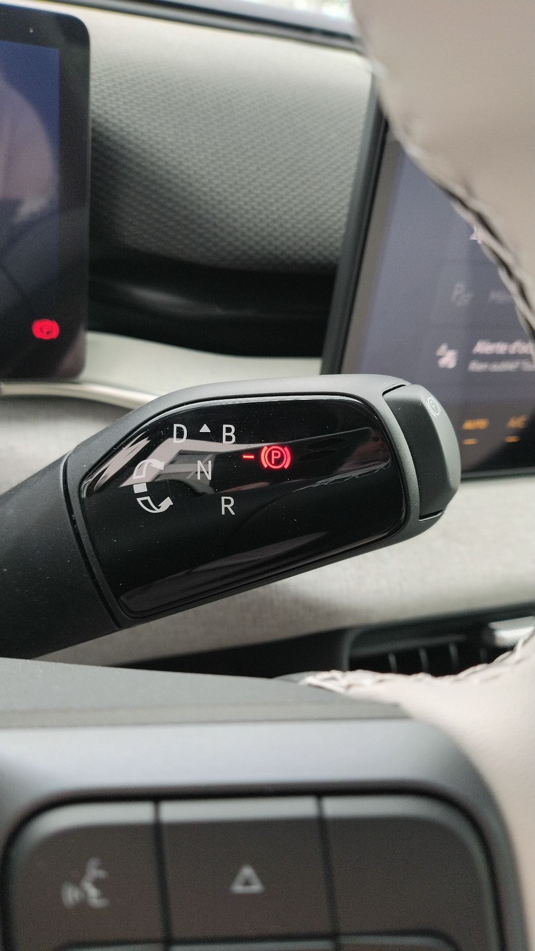VOLKSWAGEN ID. POLO