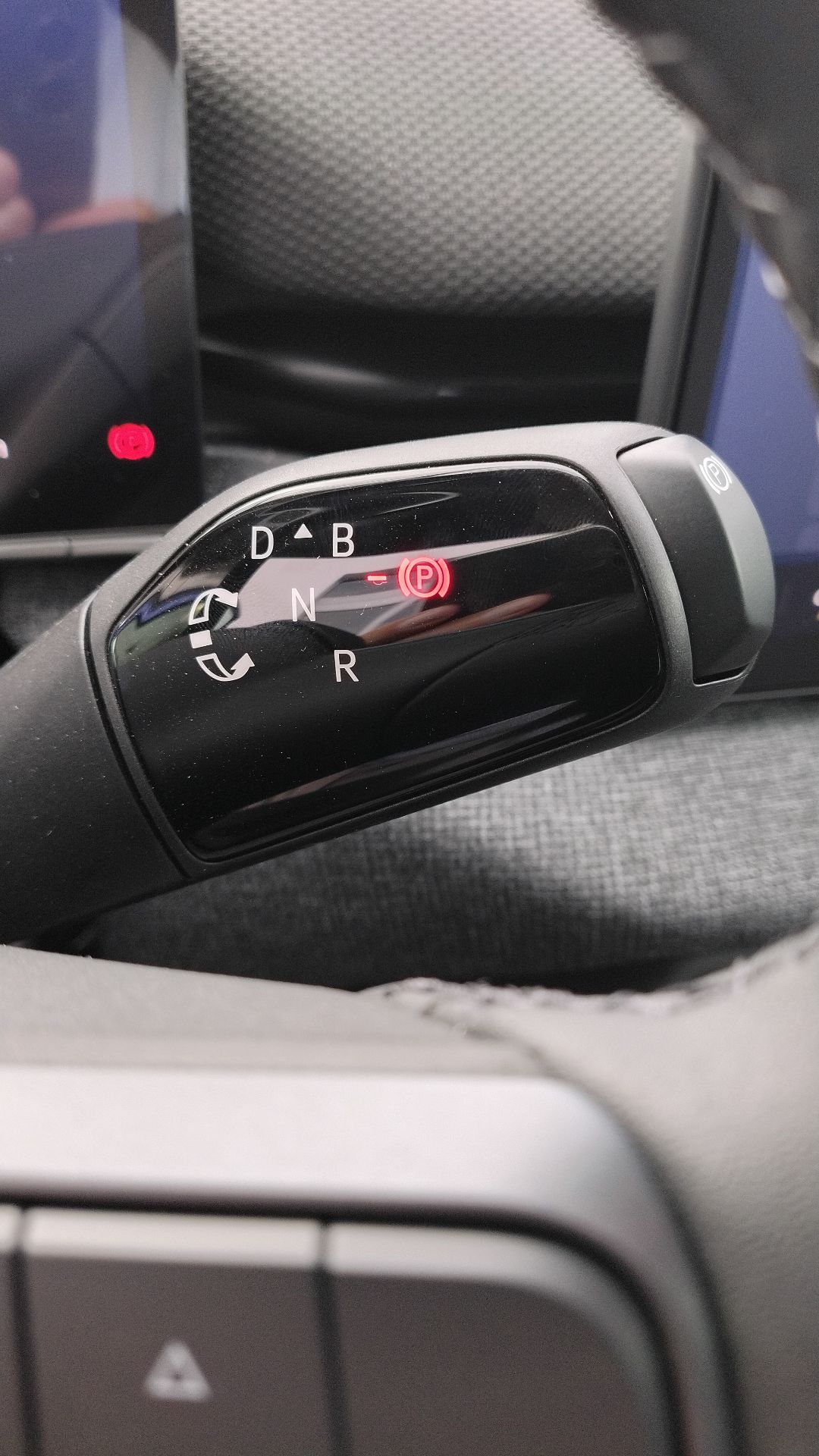 VOLKSWAGEN ID. POLO