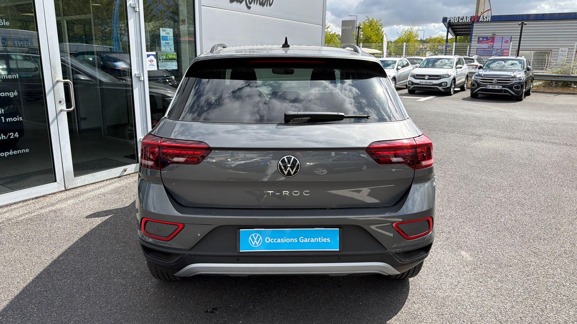 VOLKSWAGEN T-ROC