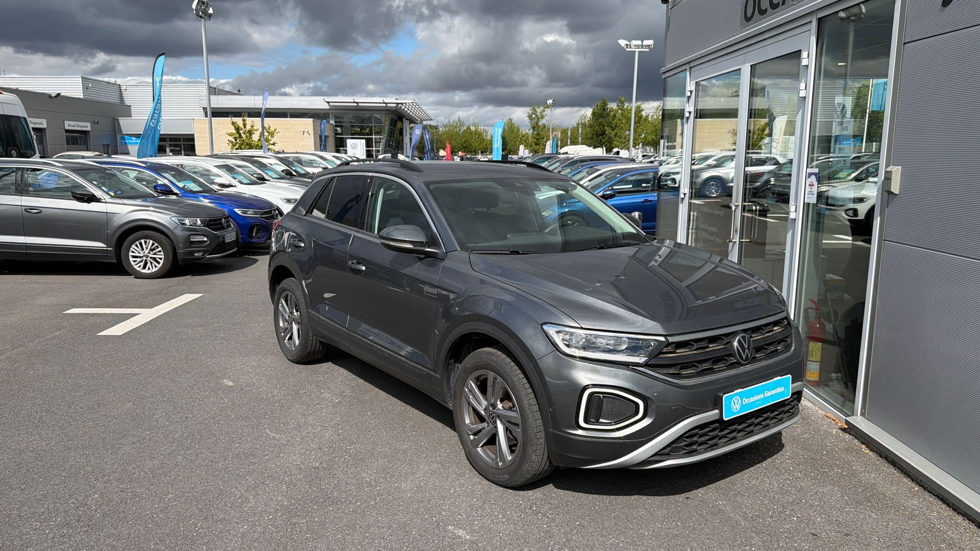 VOLKSWAGEN T-ROC