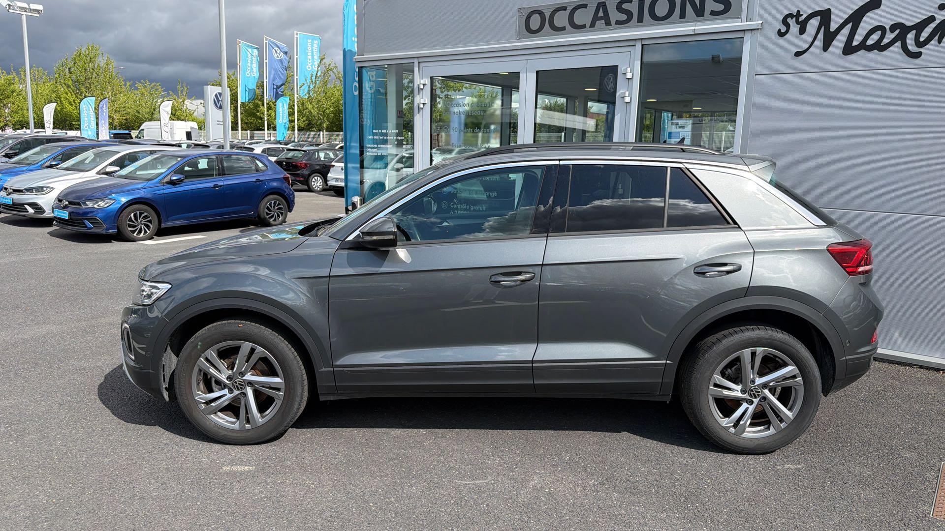 VOLKSWAGEN T-ROC