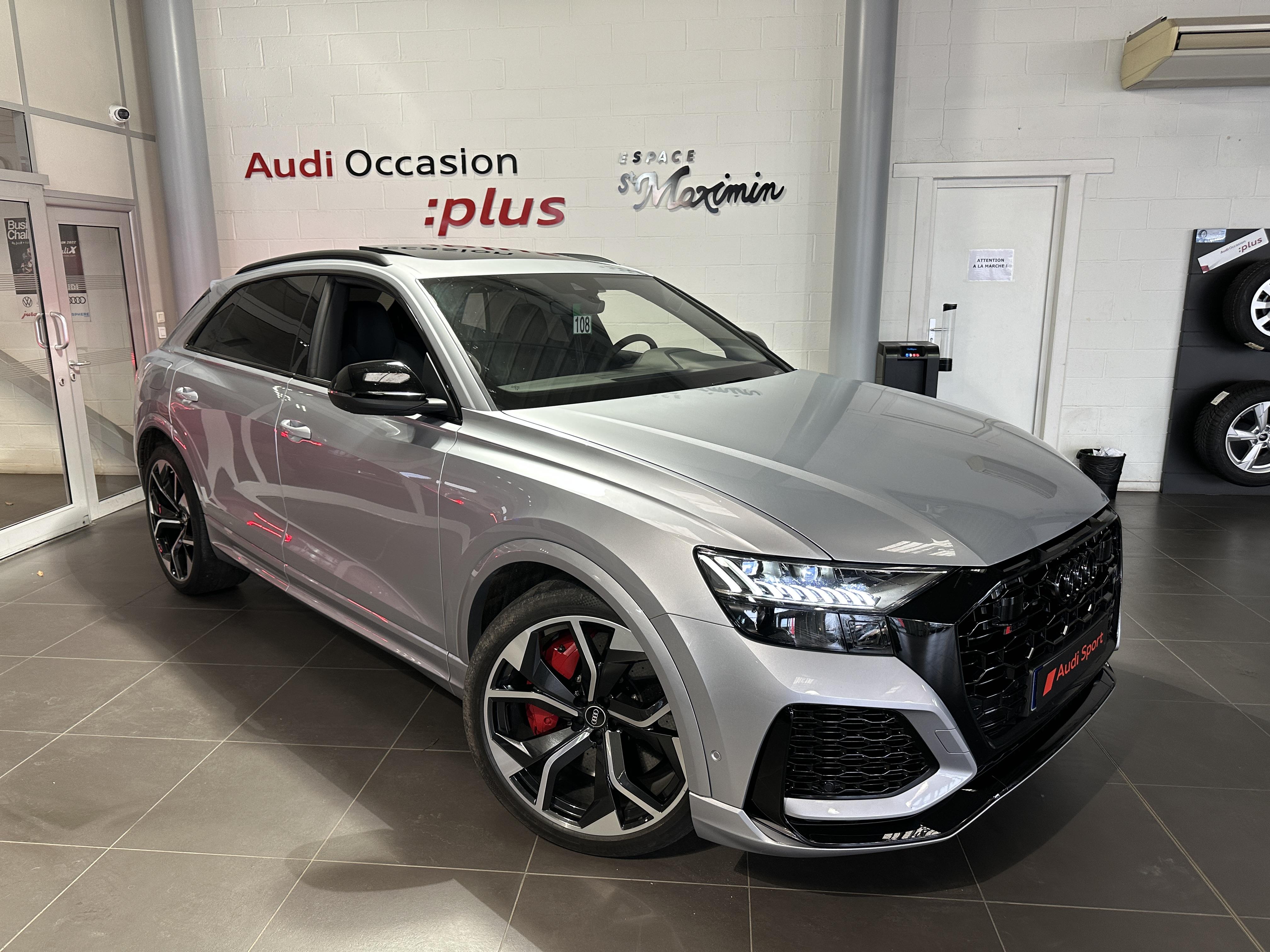 AUDI RS Q8