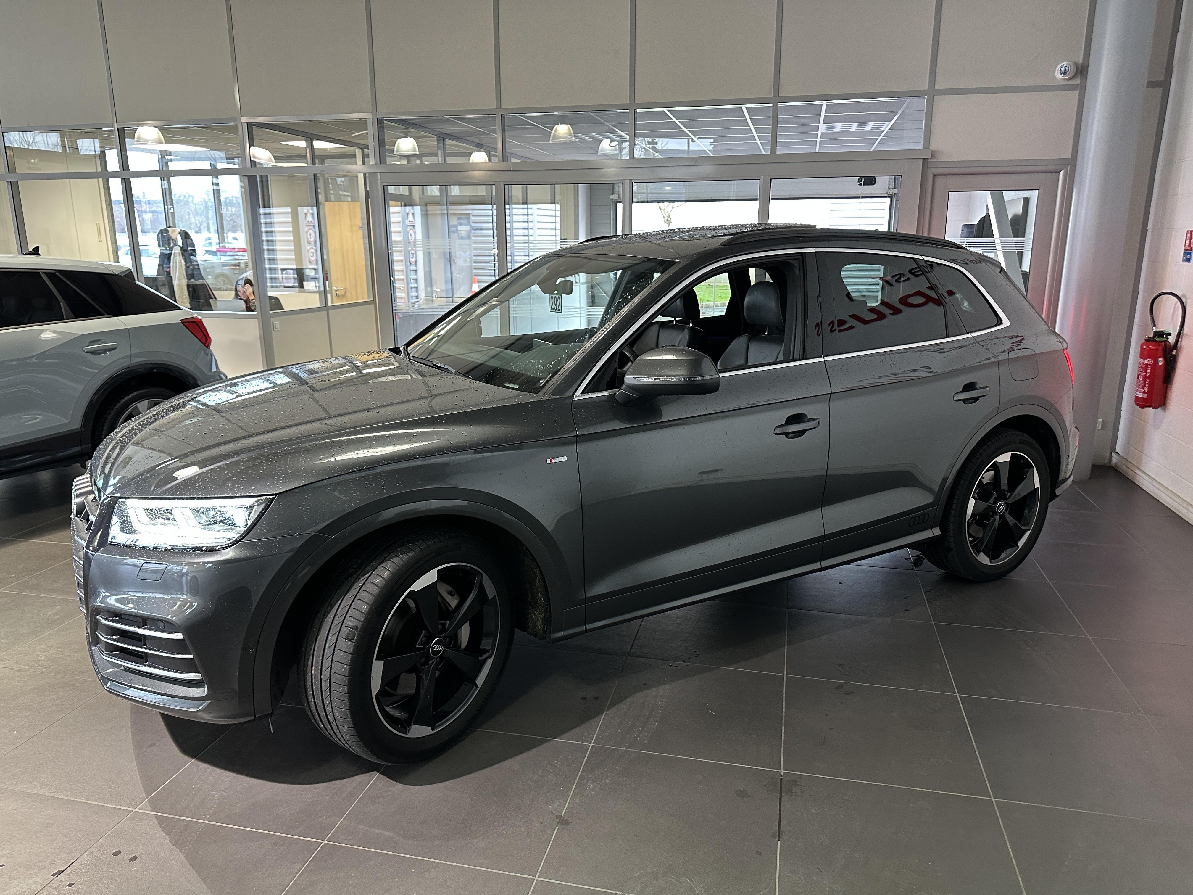 AUDI Q5