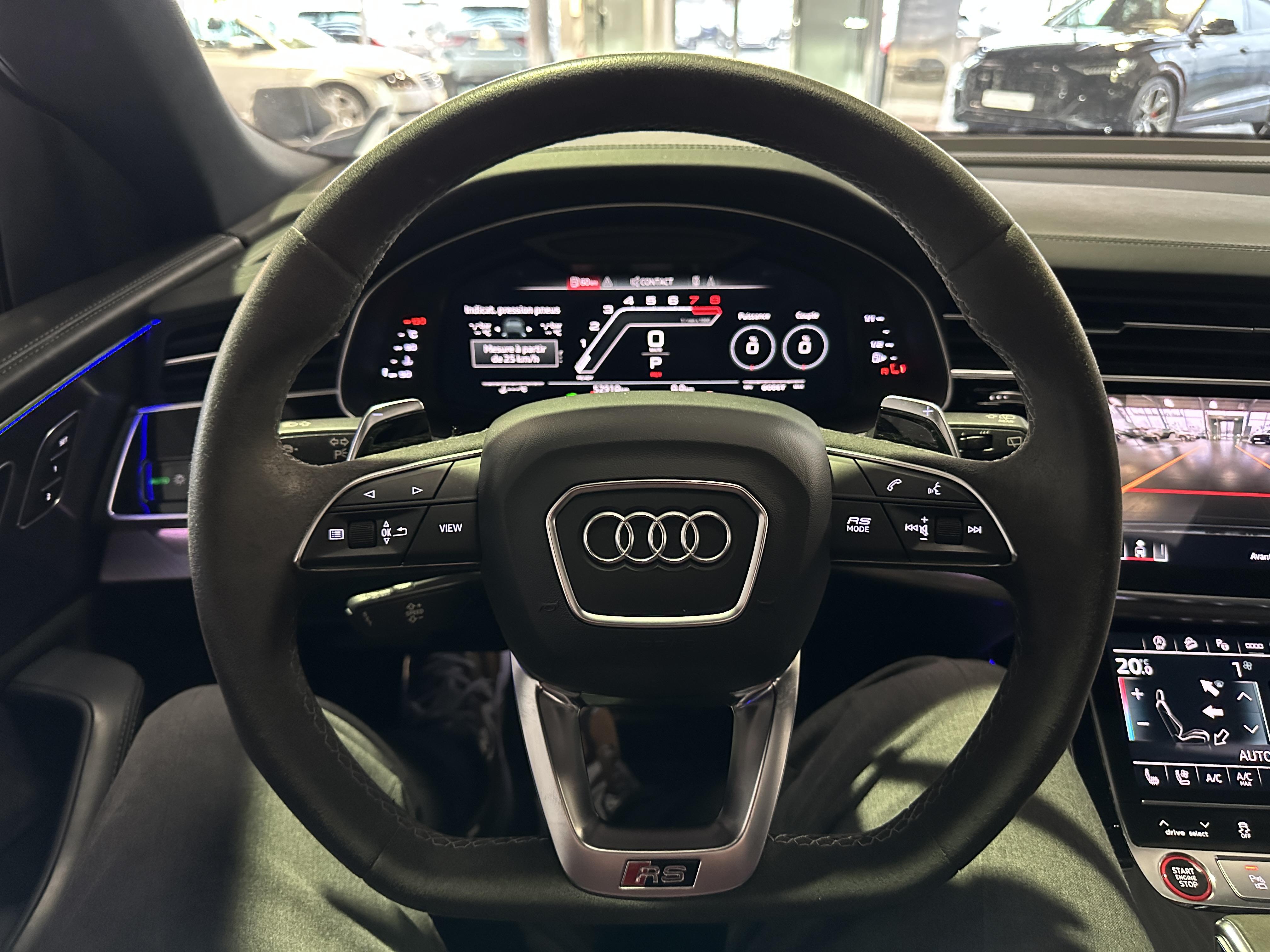 AUDI RS Q8