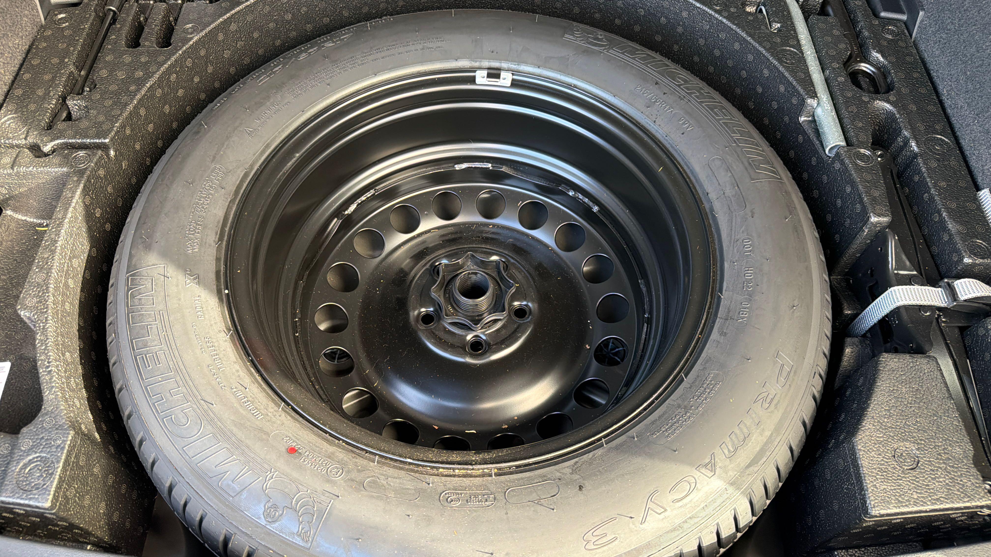 VOLKSWAGEN TIGUAN BUSINESS