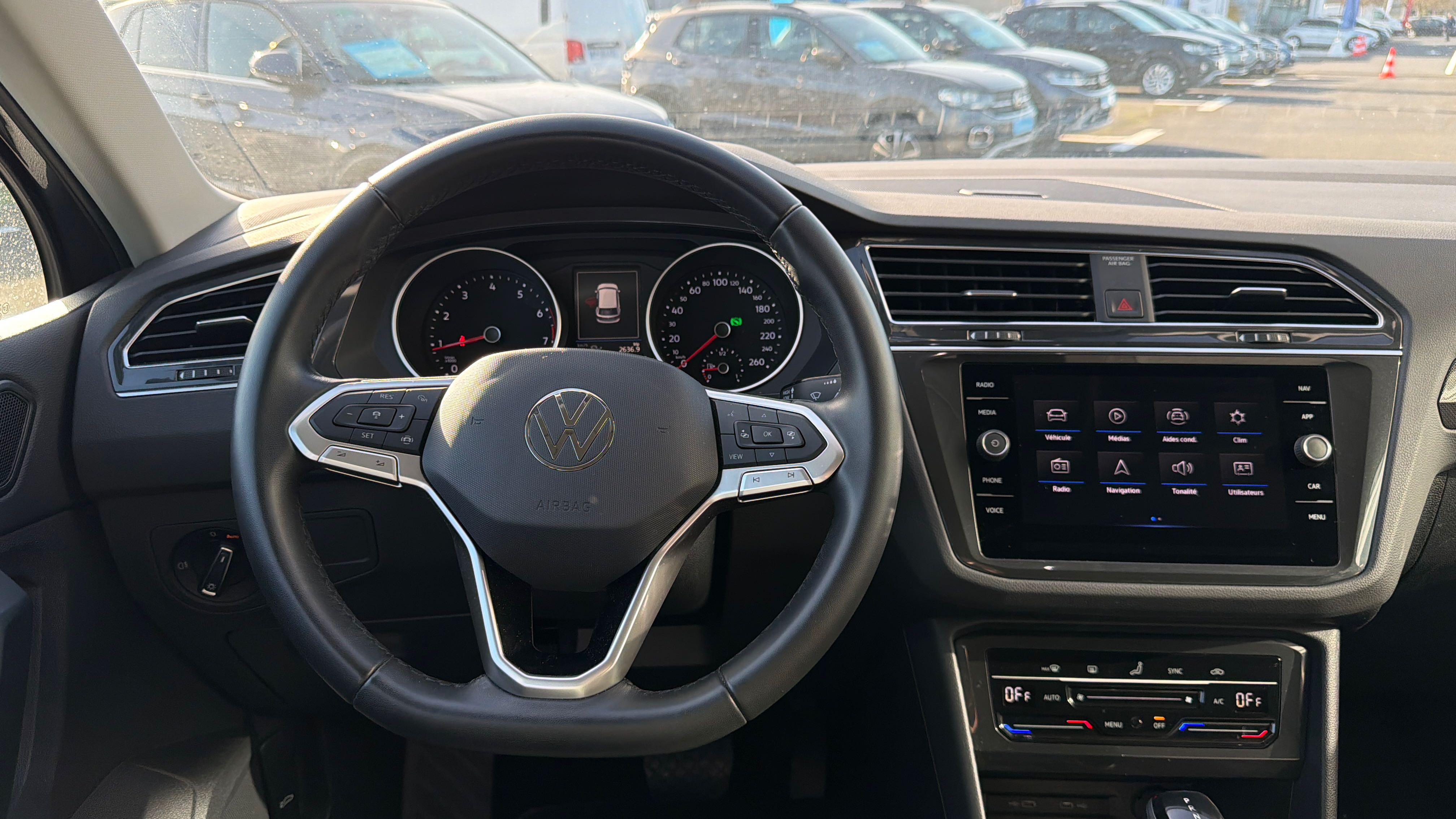 VOLKSWAGEN TIGUAN BUSINESS