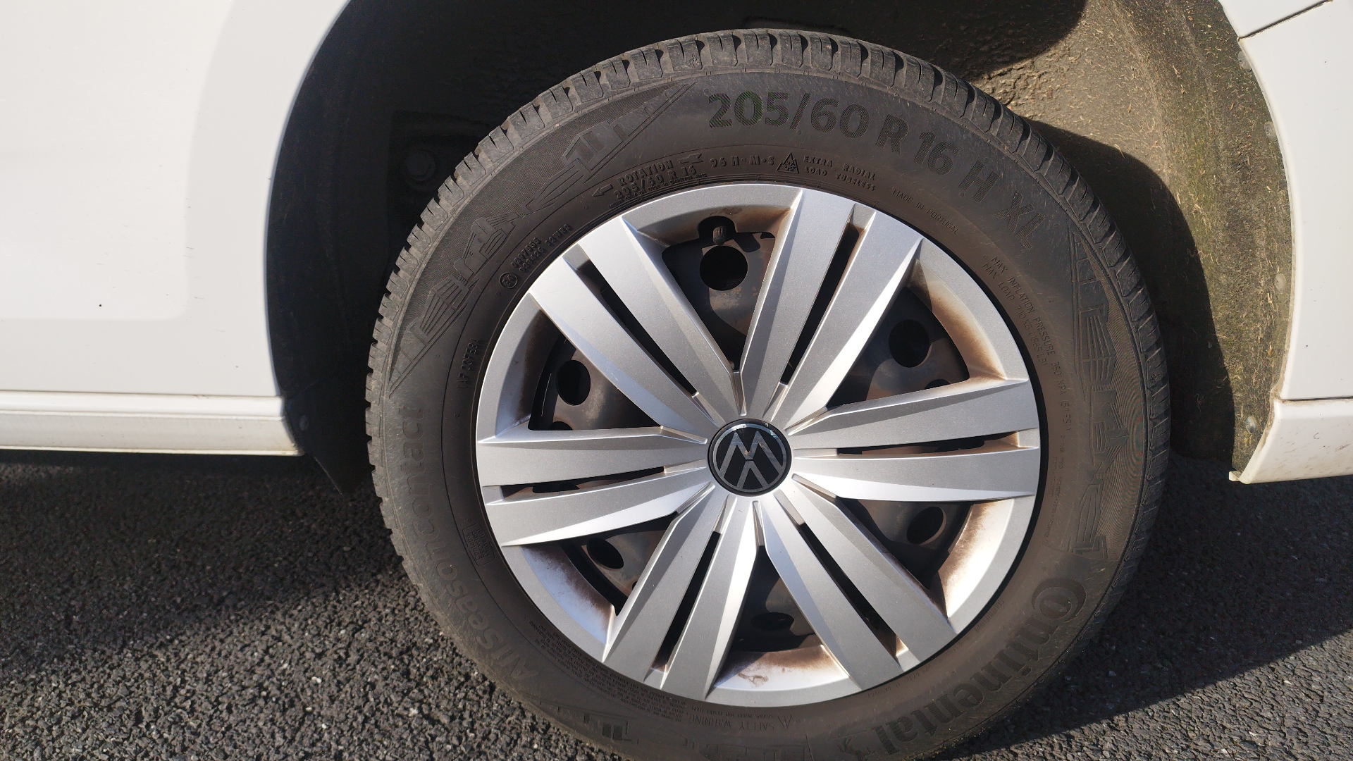 VOLKSWAGEN UTILITAIRES CADDY CARGO