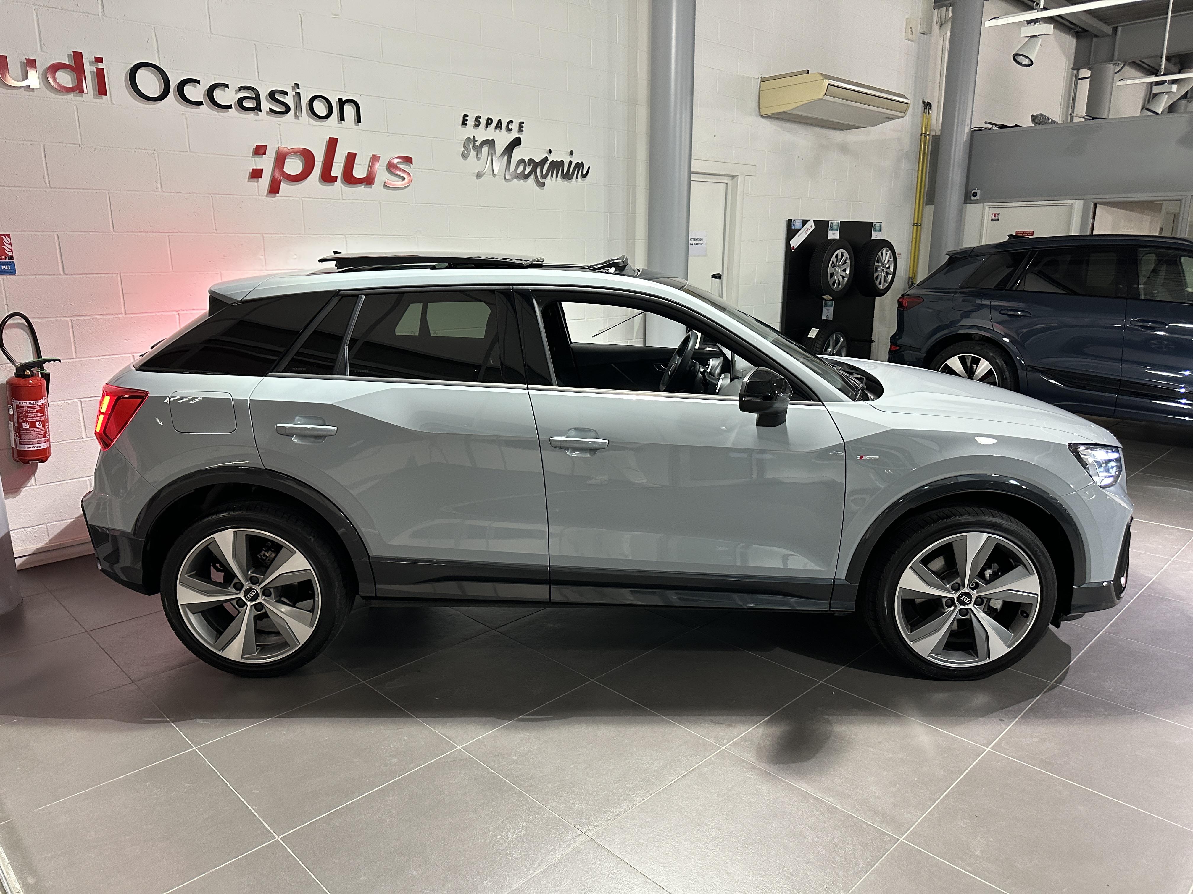 AUDI Q2