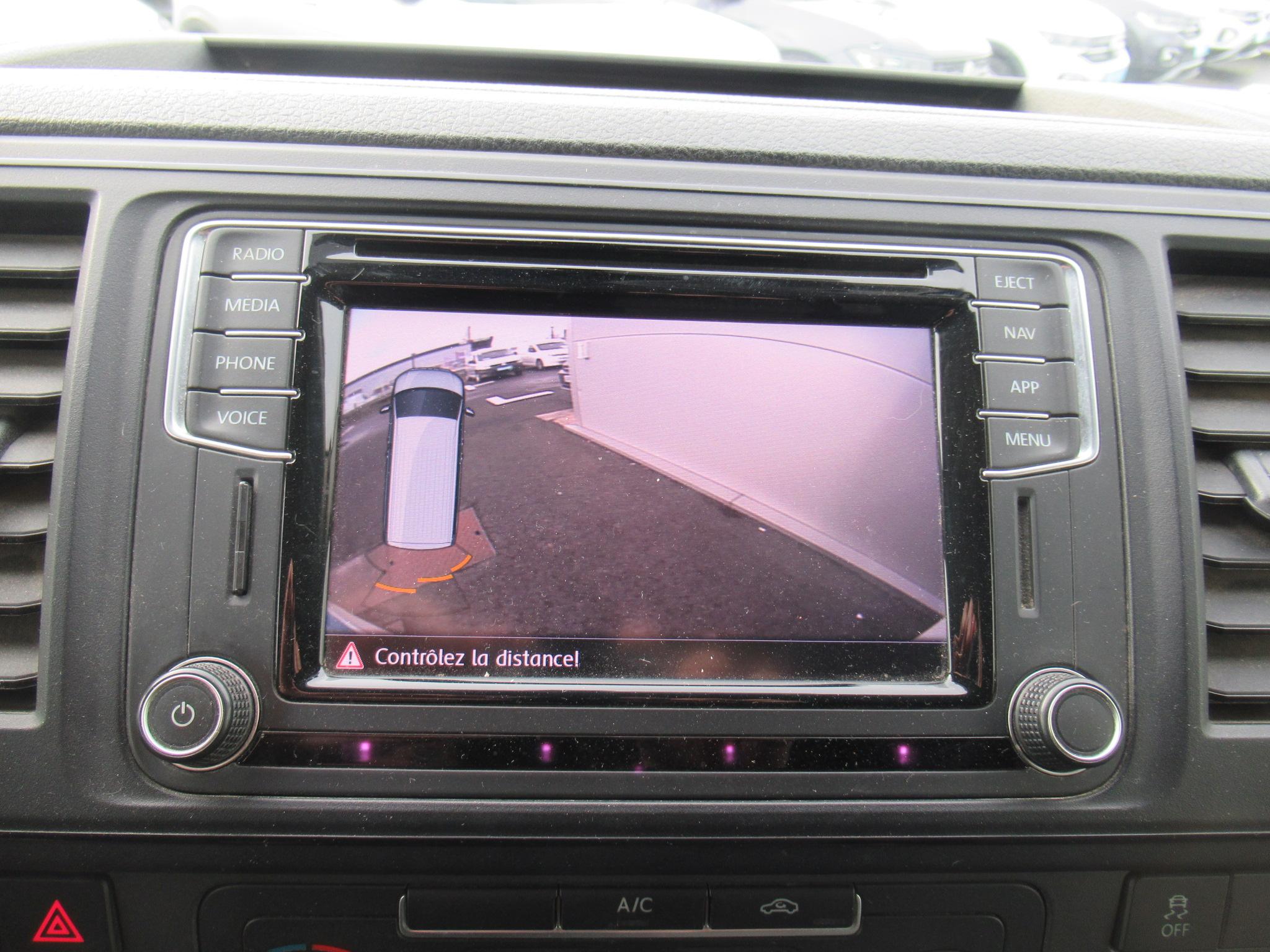 VOLKSWAGEN UTILITAIRES TRANSPORTER 6.1 VAN