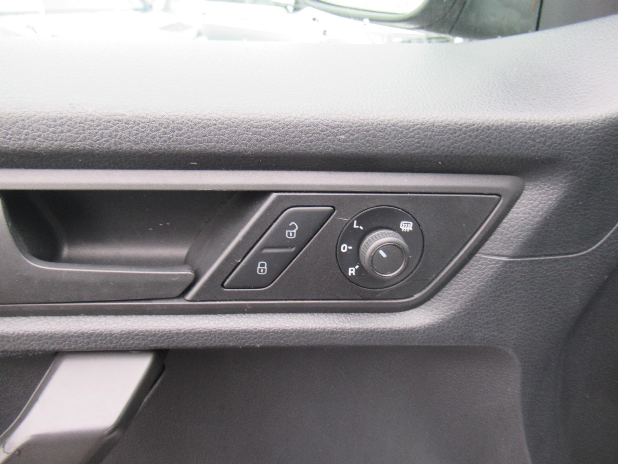 VOLKSWAGEN UTILITAIRES CADDY VAN MAXI