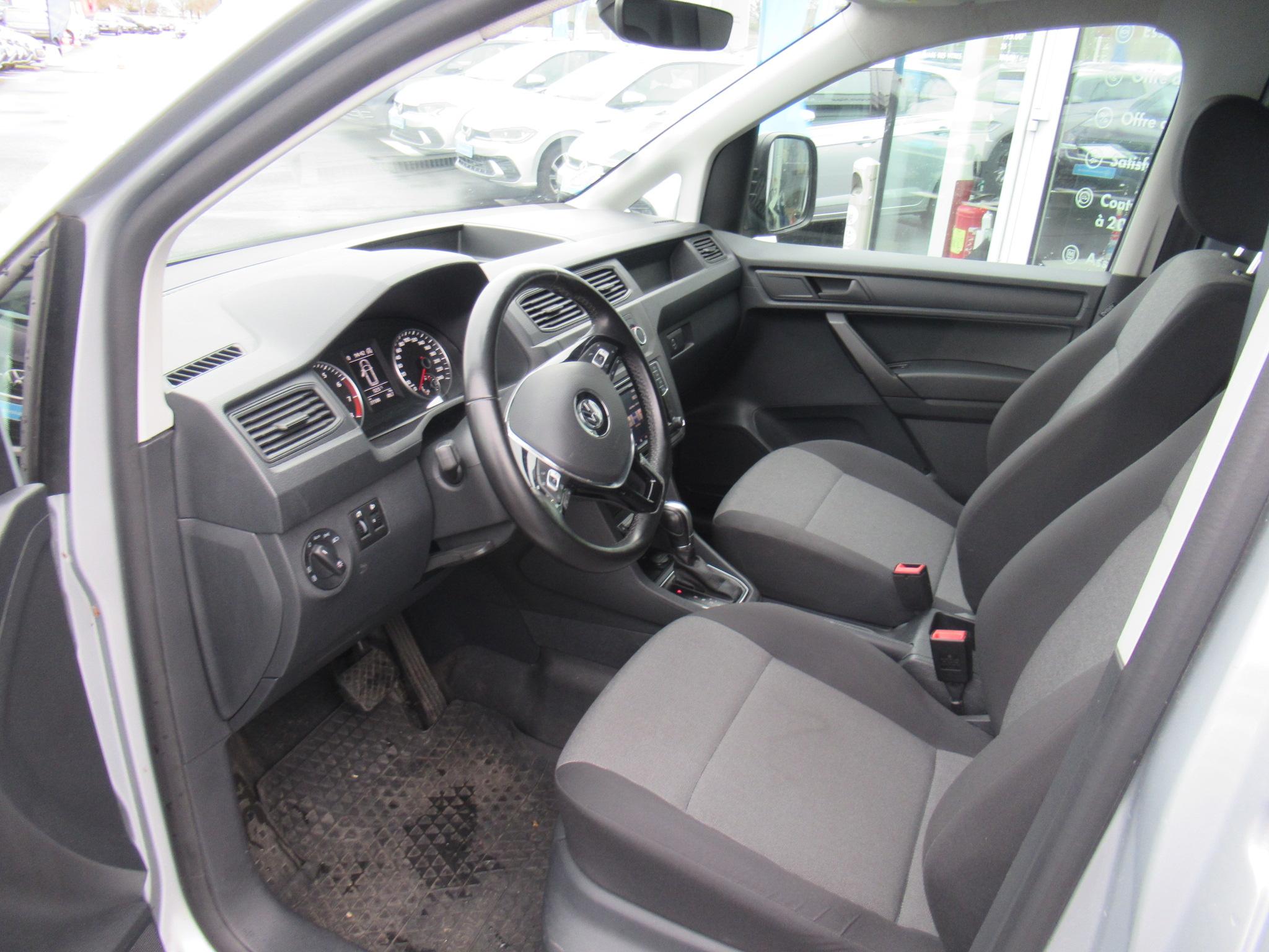 VOLKSWAGEN UTILITAIRES CADDY VAN MAXI