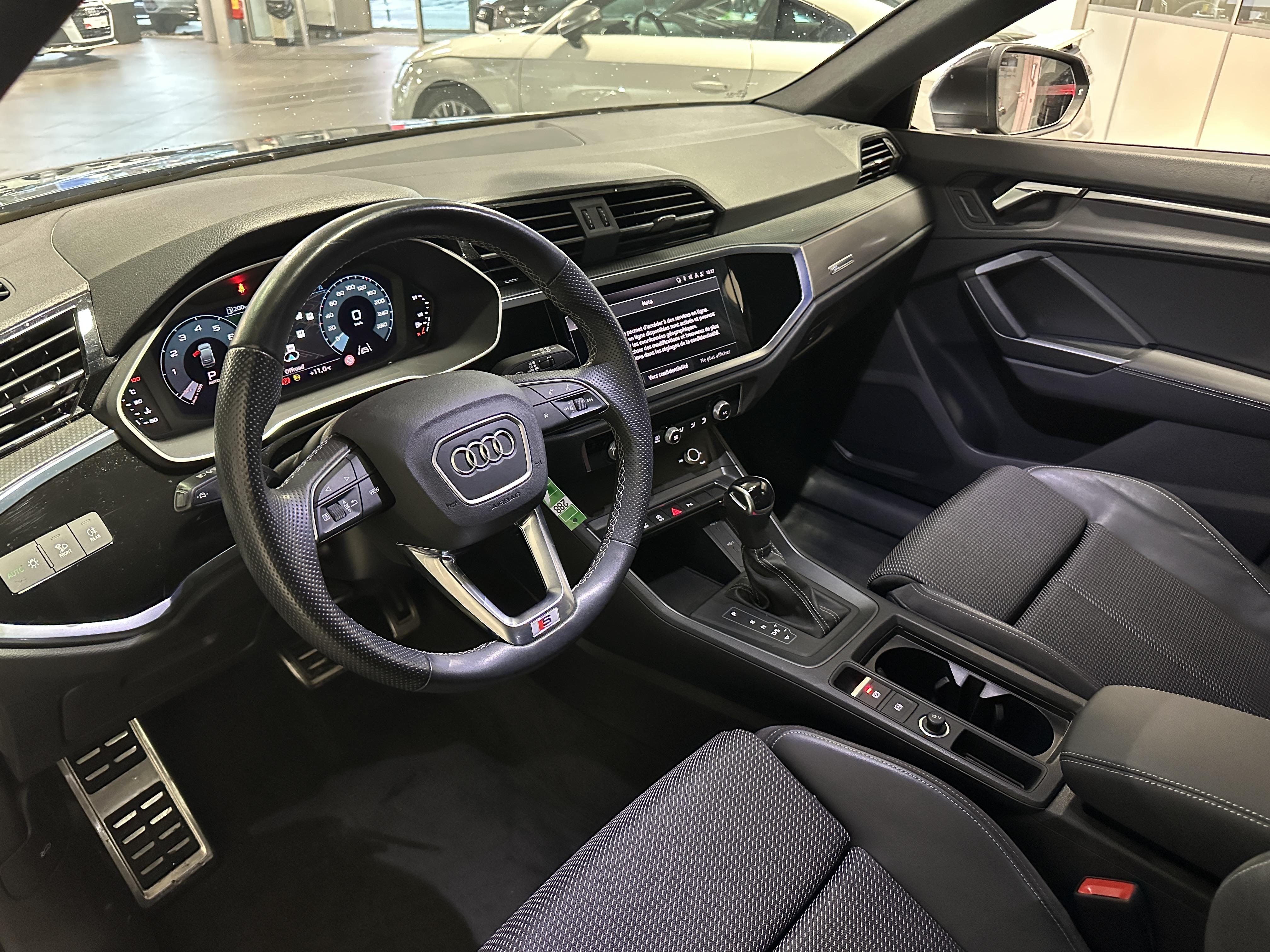 AUDI Q3 SPORTBACK