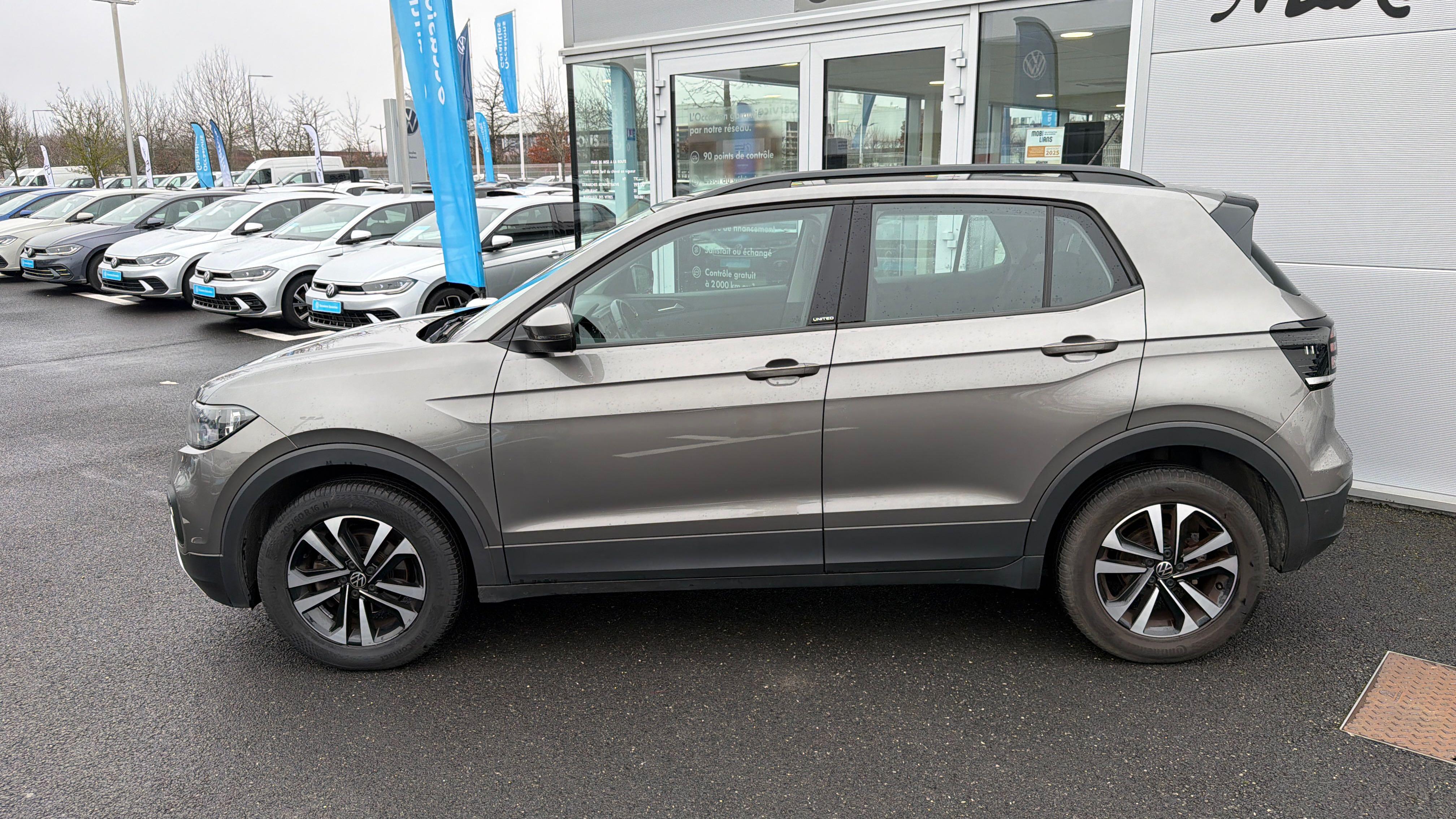 VOLKSWAGEN T-CROSS