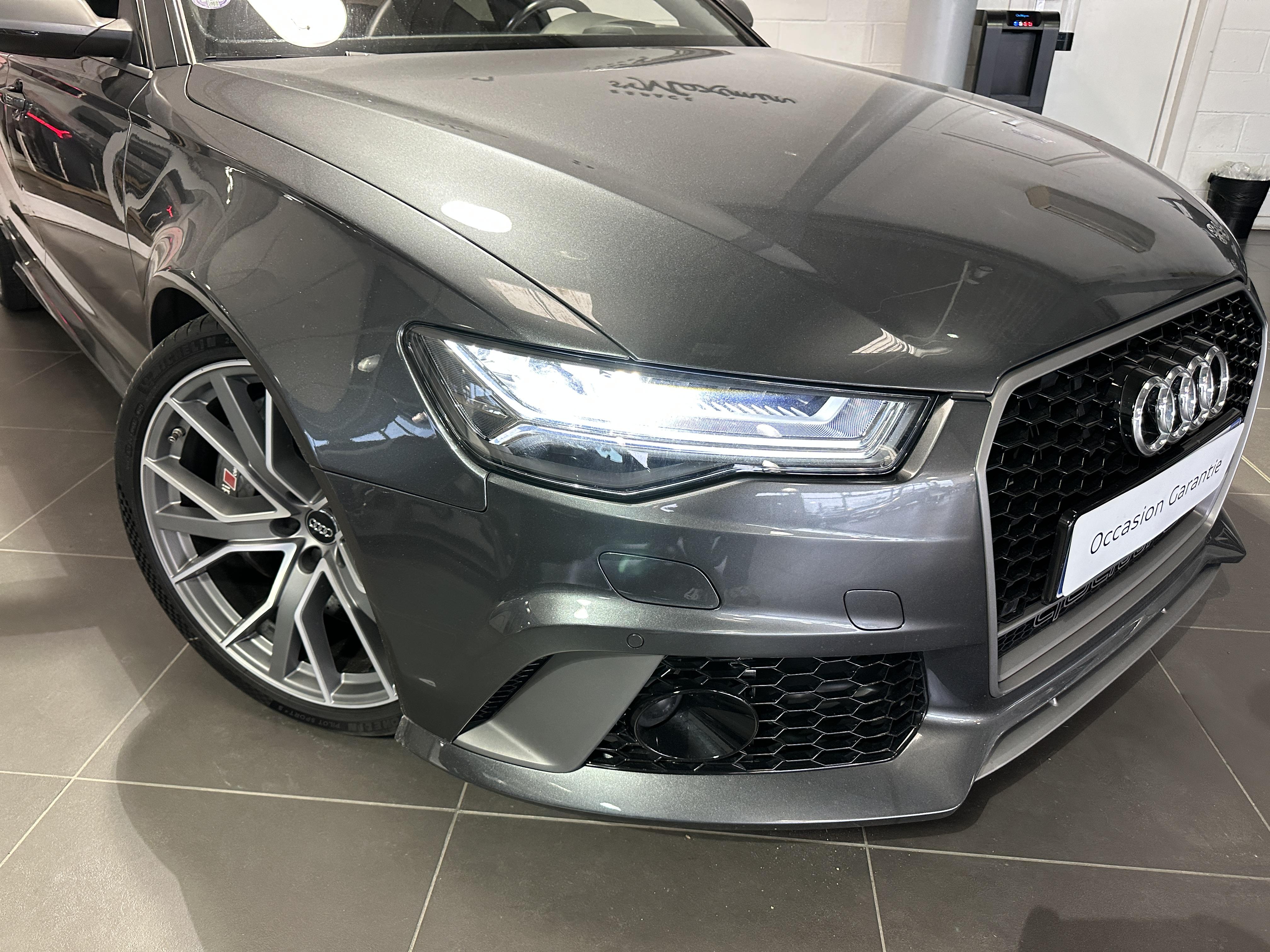 AUDI RS6 AVANT