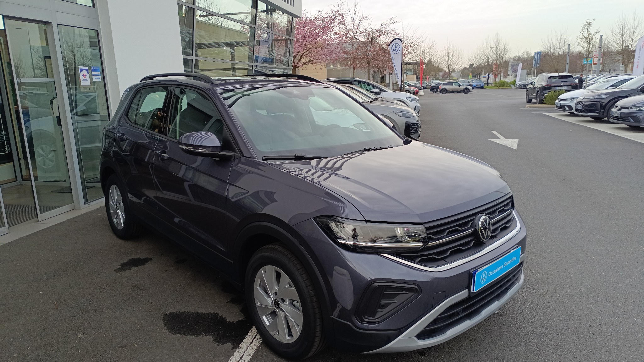 VOLKSWAGEN T-CROSS