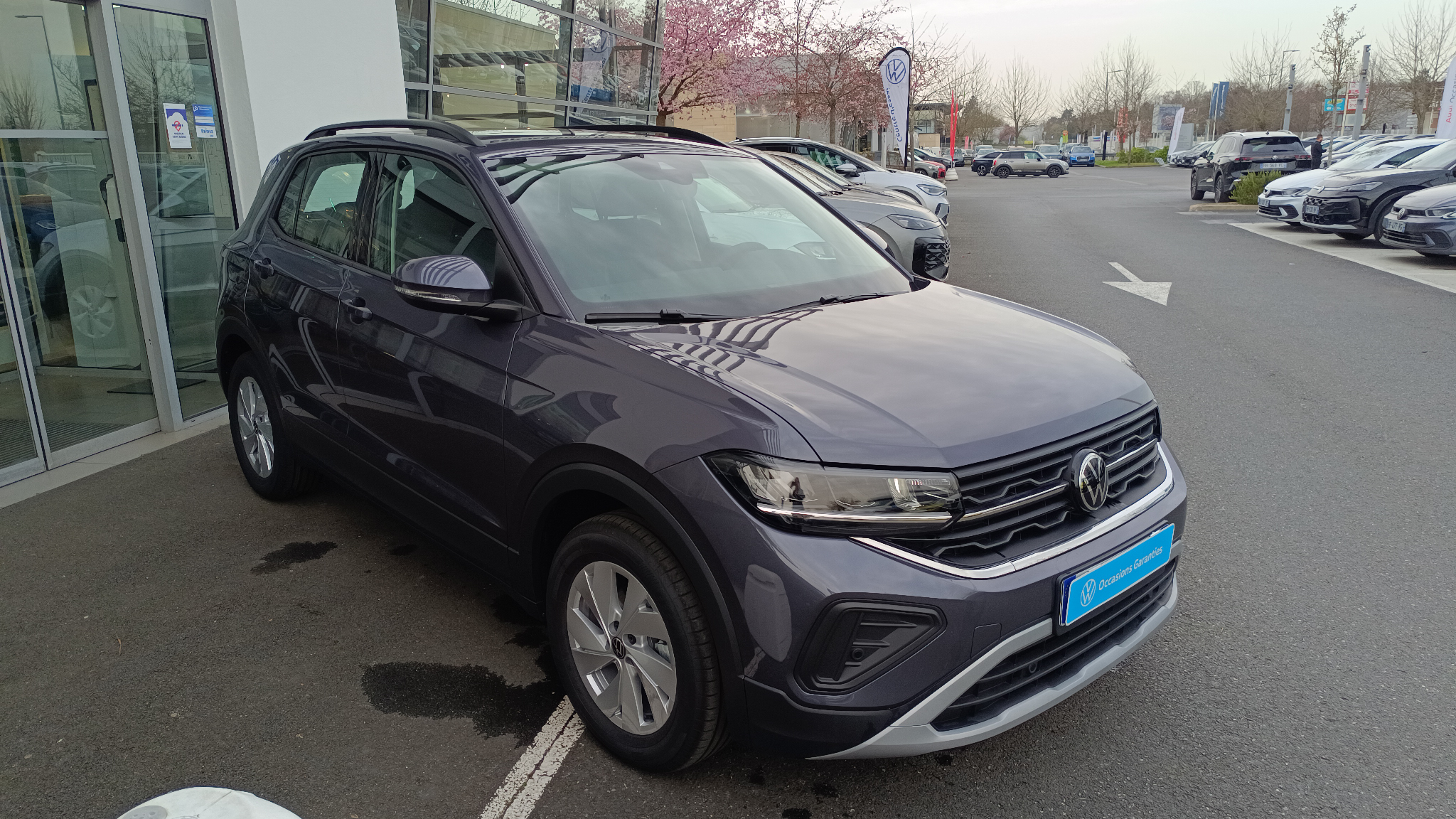VOLKSWAGEN T-CROSS