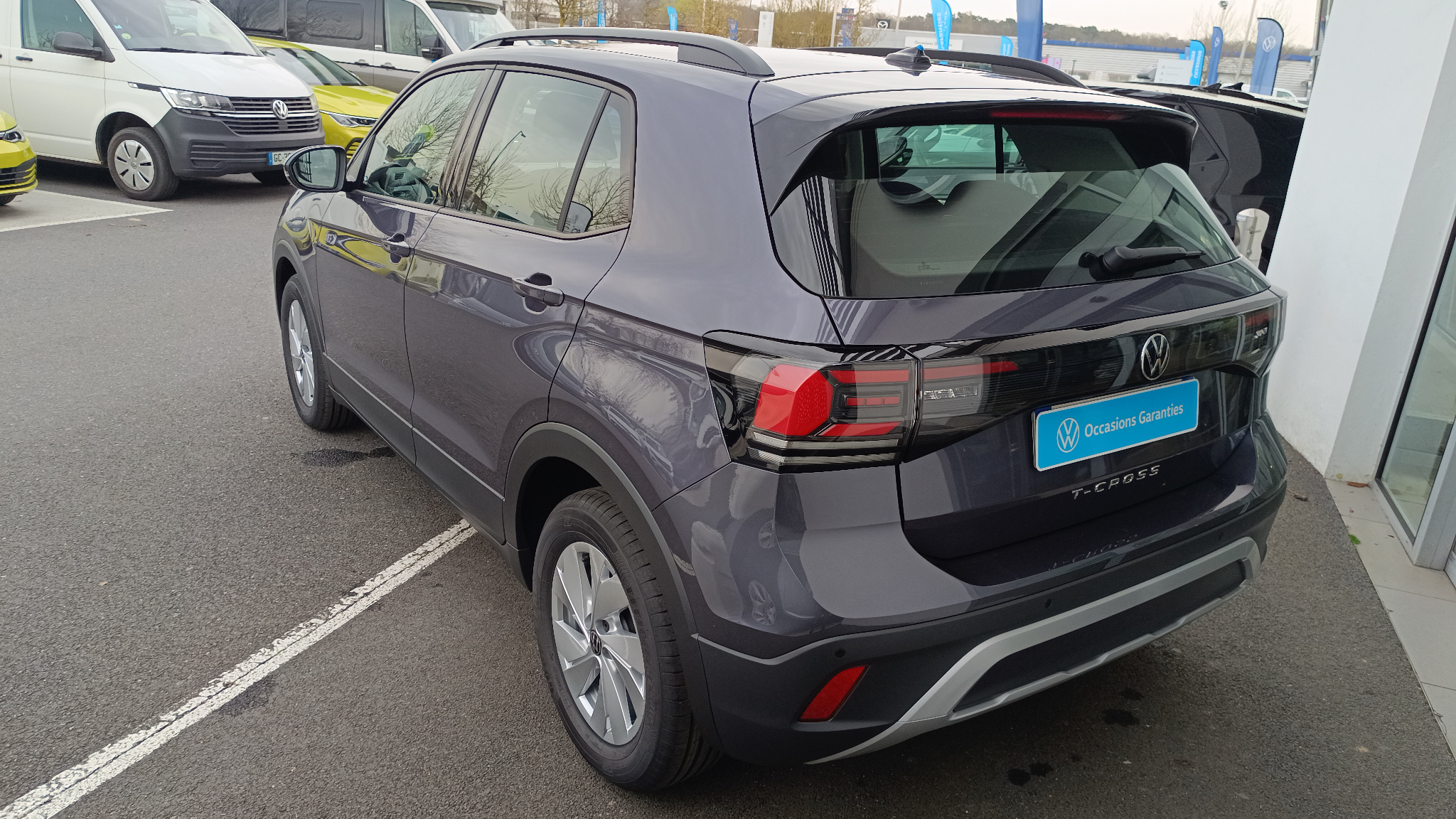 VOLKSWAGEN T-CROSS