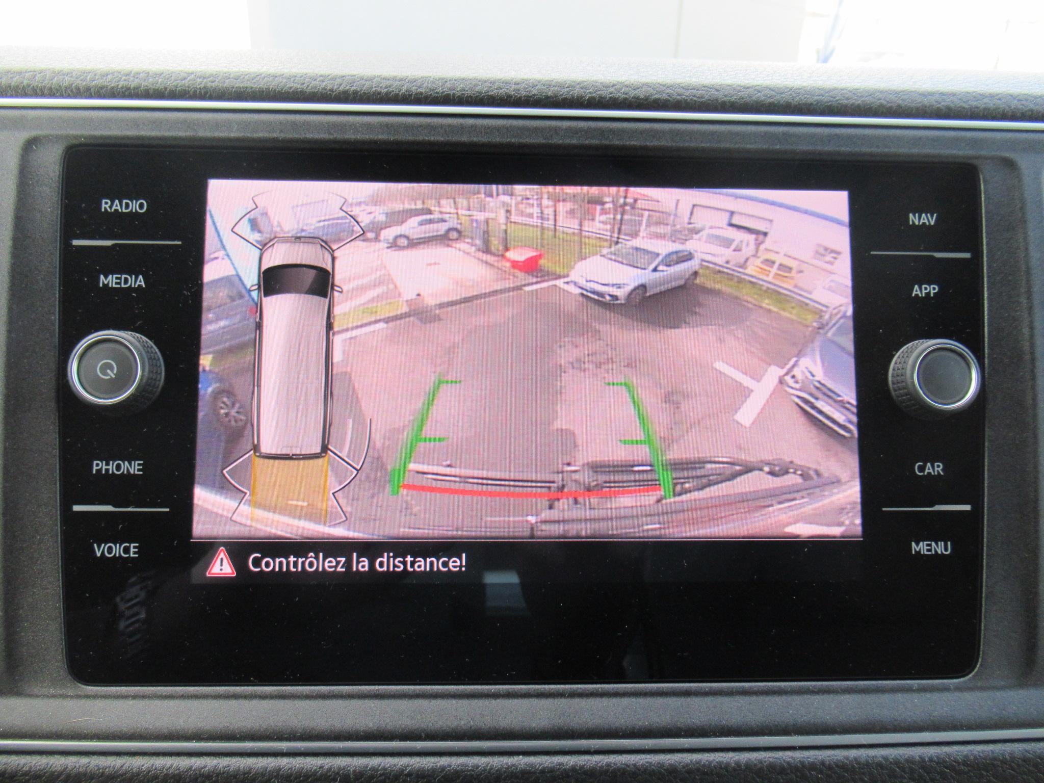 VOLKSWAGEN UTILITAIRES GRAND CALIFORNIA