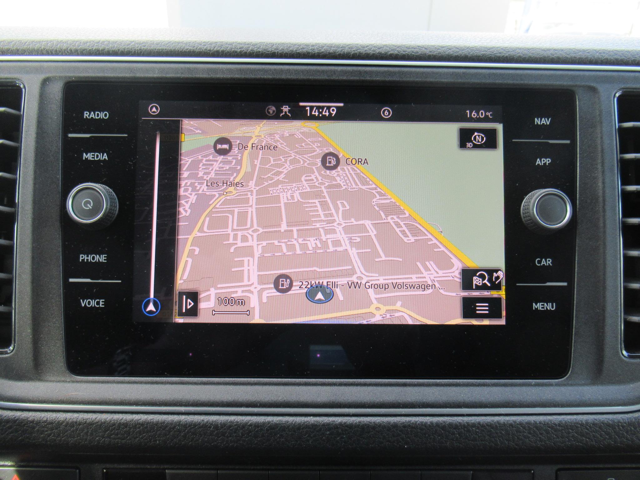 VOLKSWAGEN UTILITAIRES GRAND CALIFORNIA