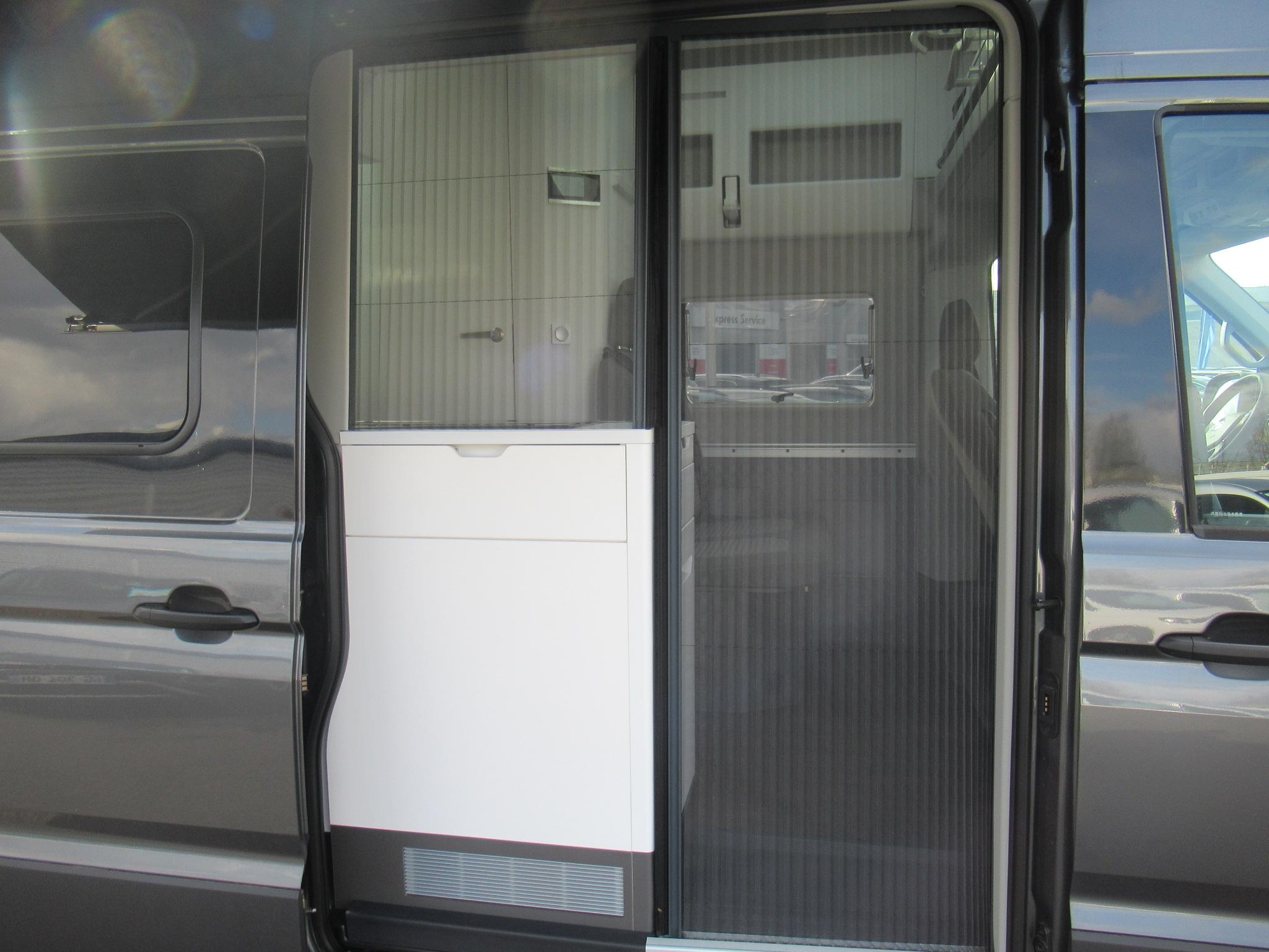 VOLKSWAGEN UTILITAIRES GRAND CALIFORNIA