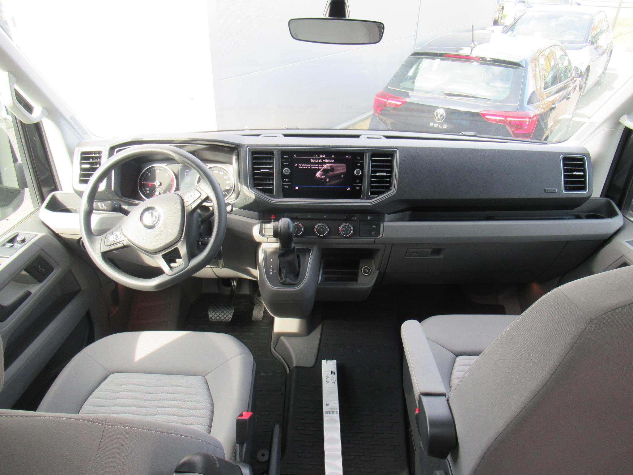 VOLKSWAGEN UTILITAIRES GRAND CALIFORNIA