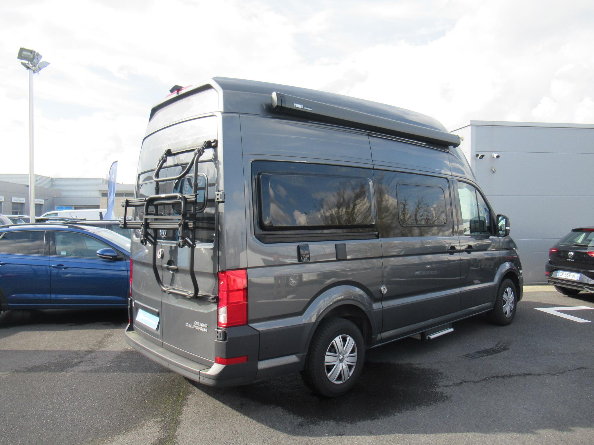 VOLKSWAGEN UTILITAIRES GRAND CALIFORNIA