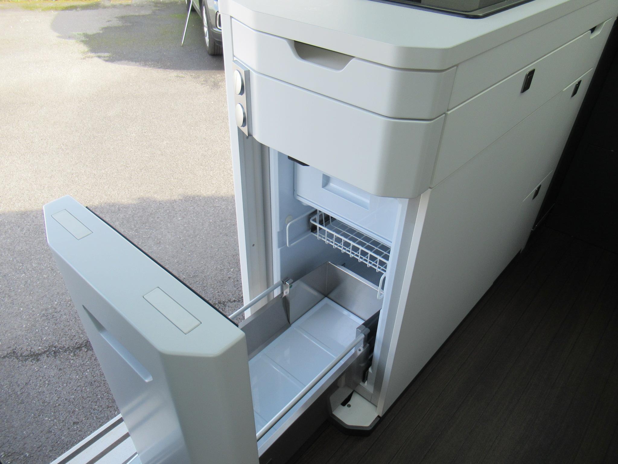 VOLKSWAGEN UTILITAIRES GRAND CALIFORNIA