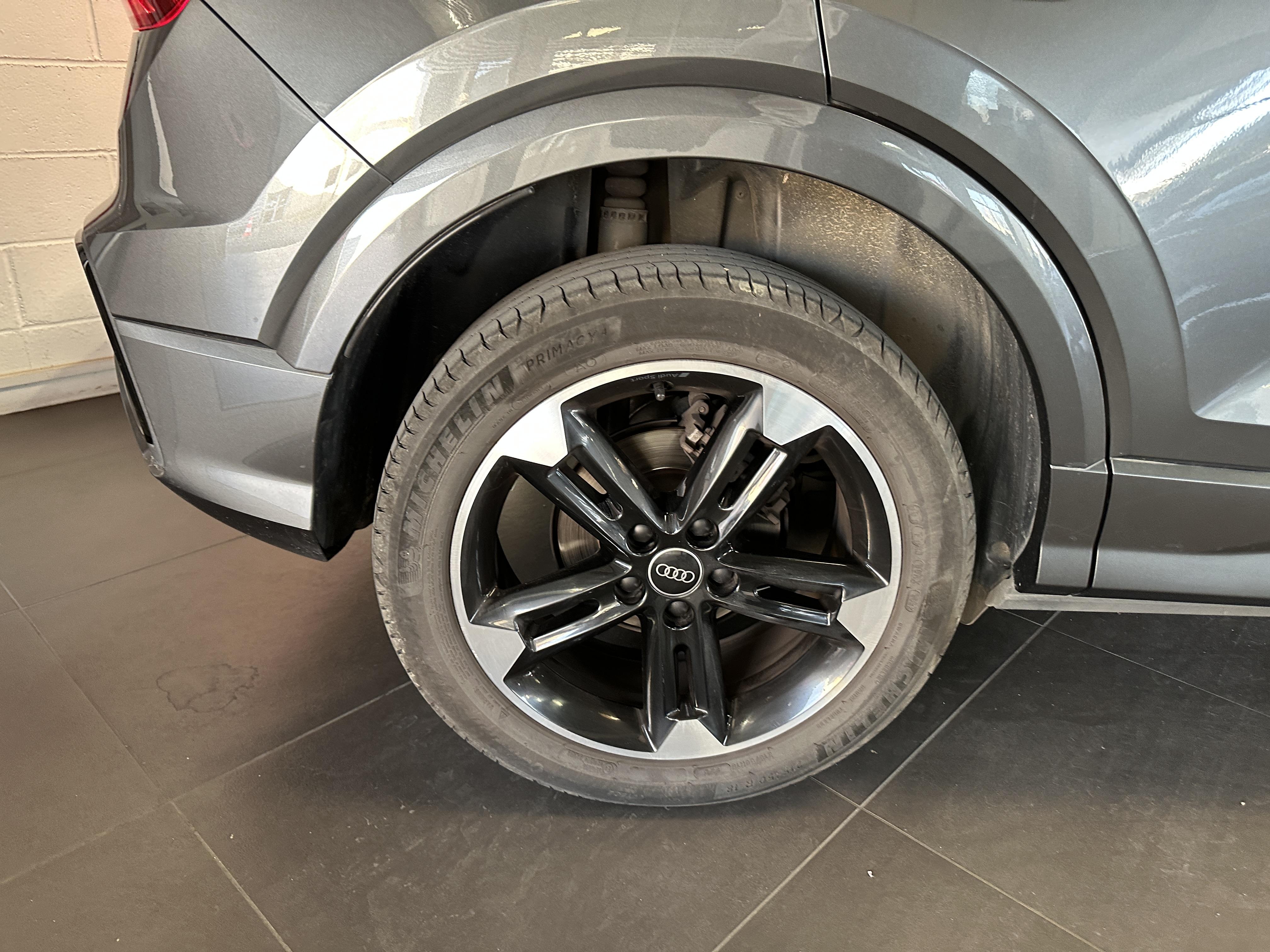 AUDI Q2