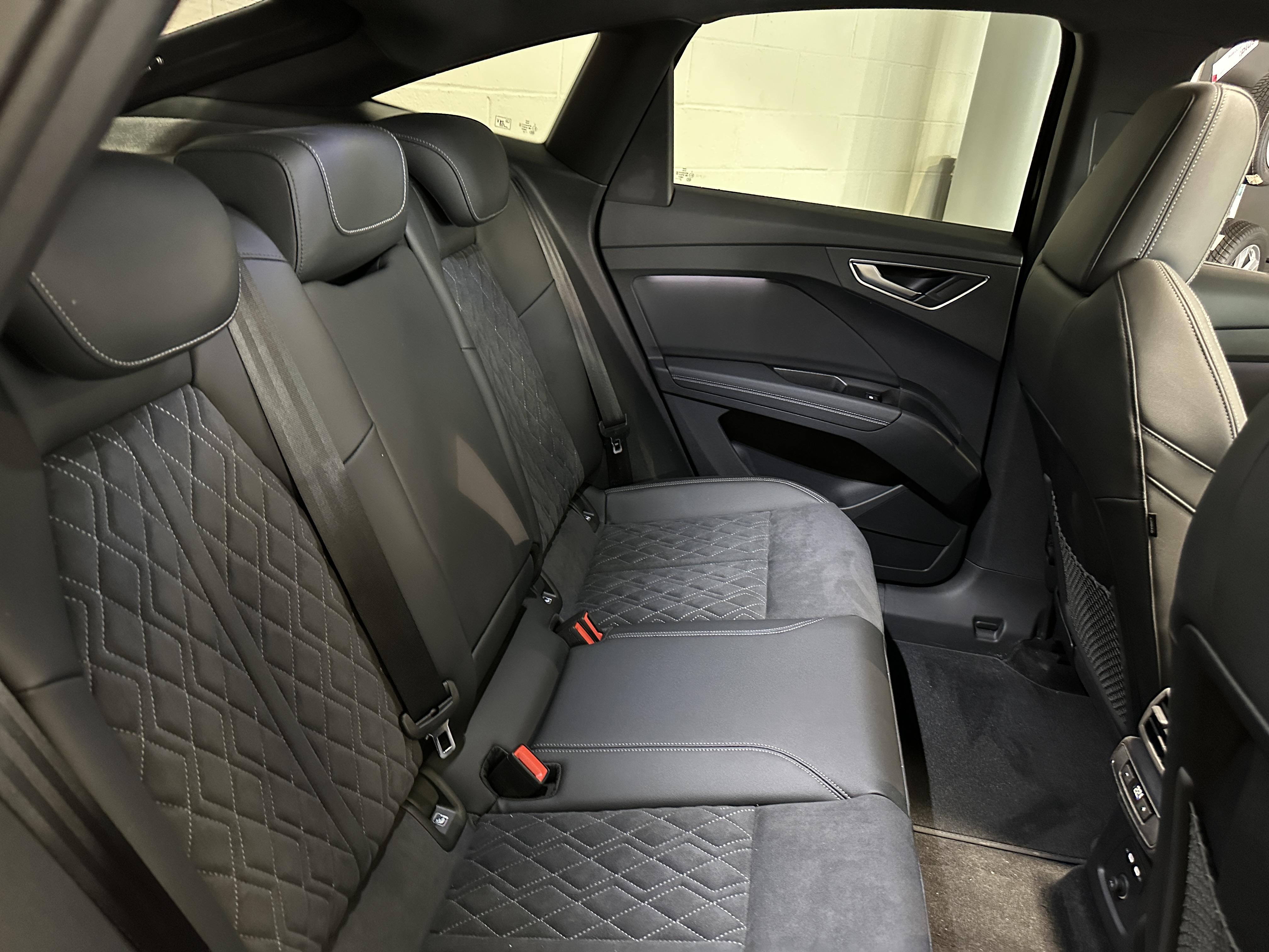 AUDI Q4 E-TRON SPORTBACK