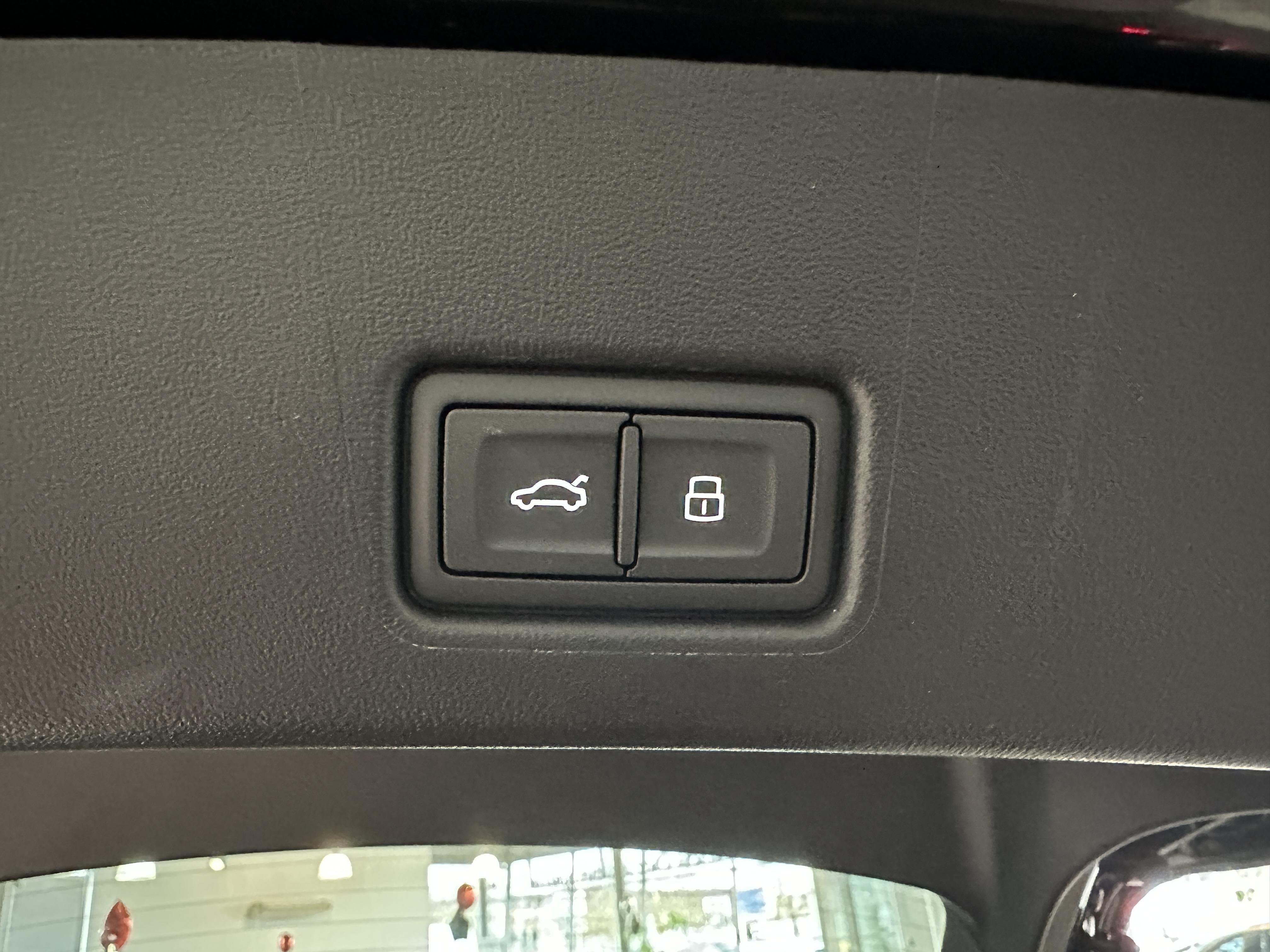 AUDI Q4 E-TRON SPORTBACK