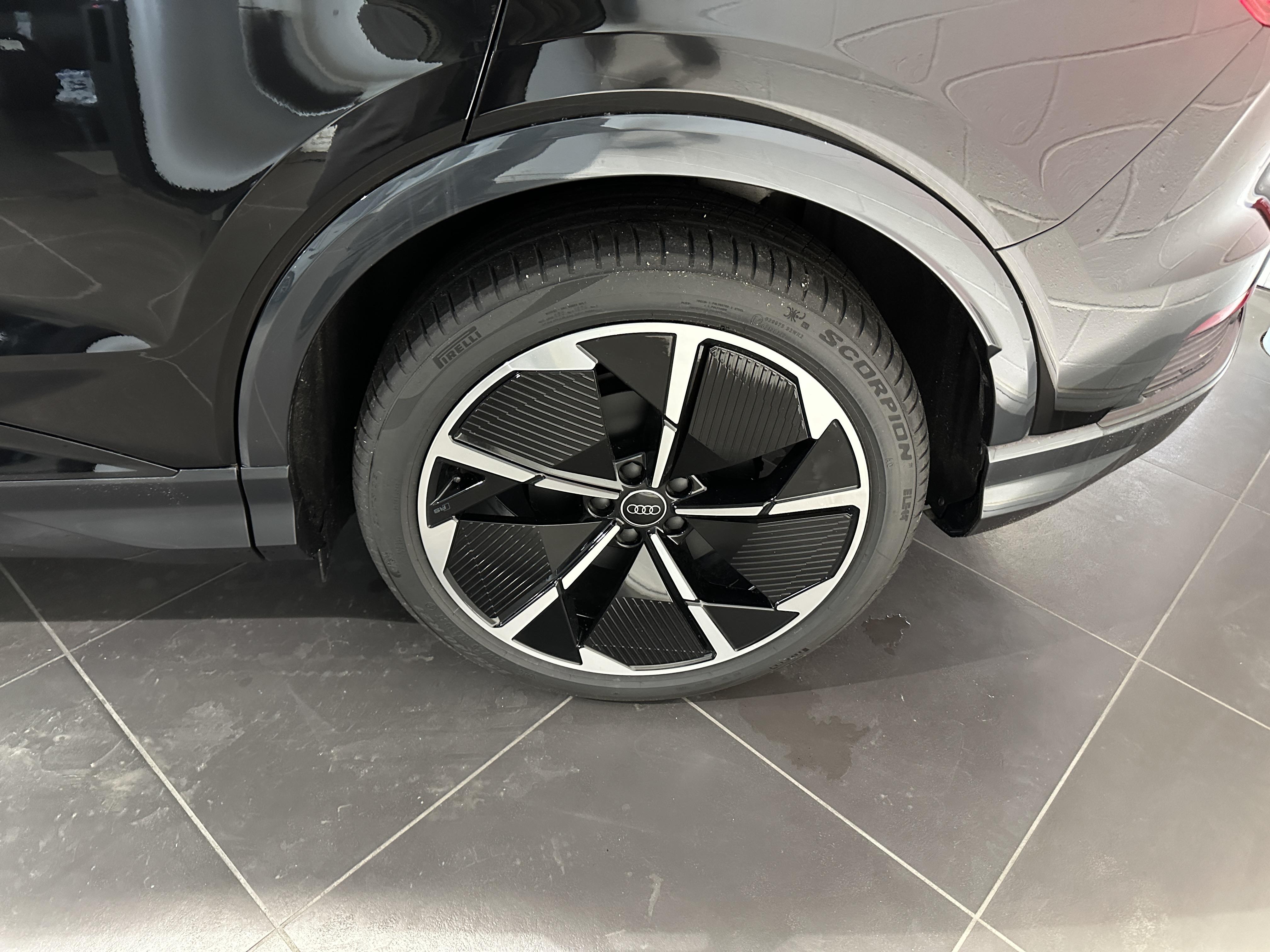 AUDI Q4 E-TRON SPORTBACK