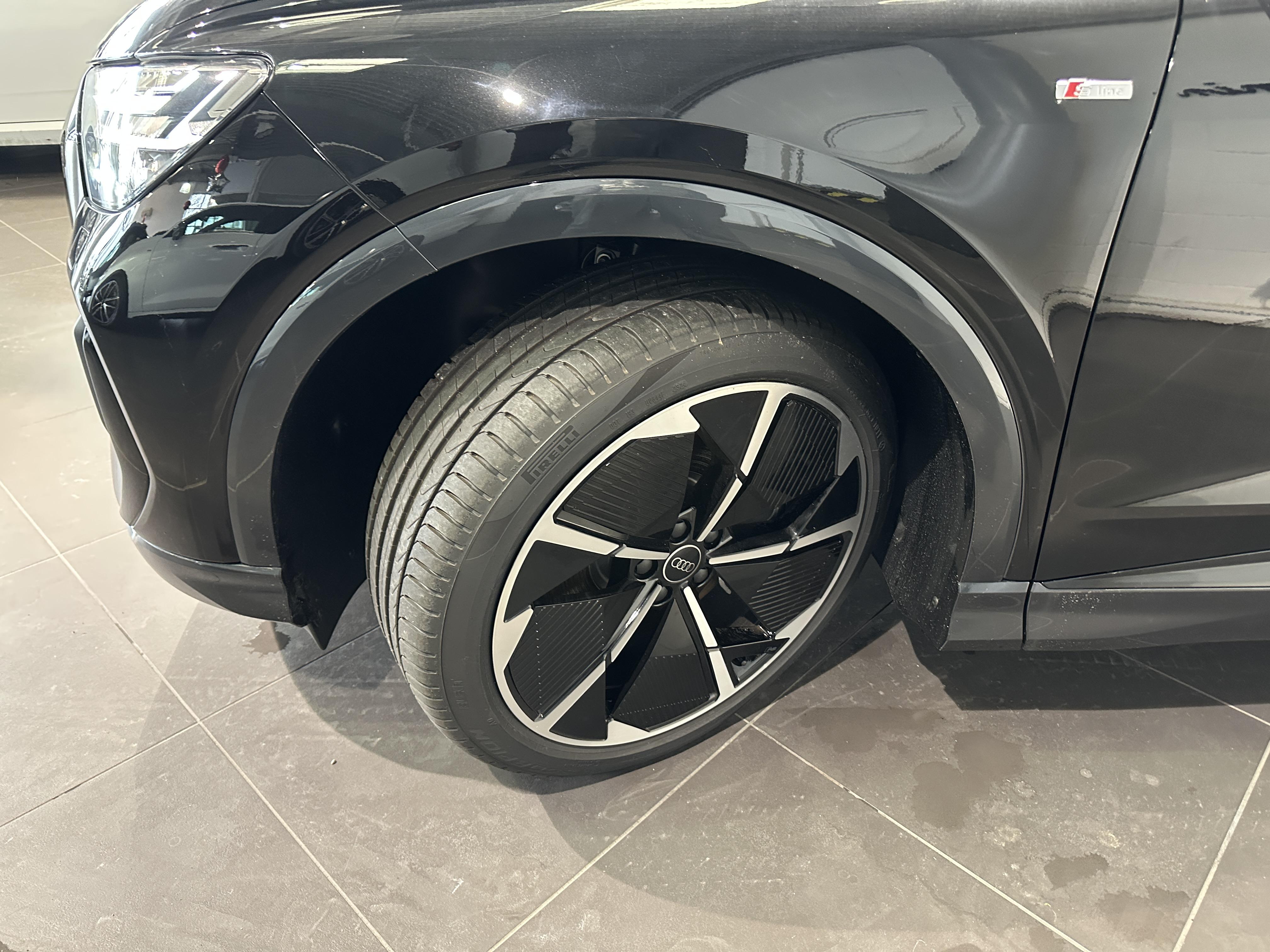 AUDI Q4 E-TRON SPORTBACK