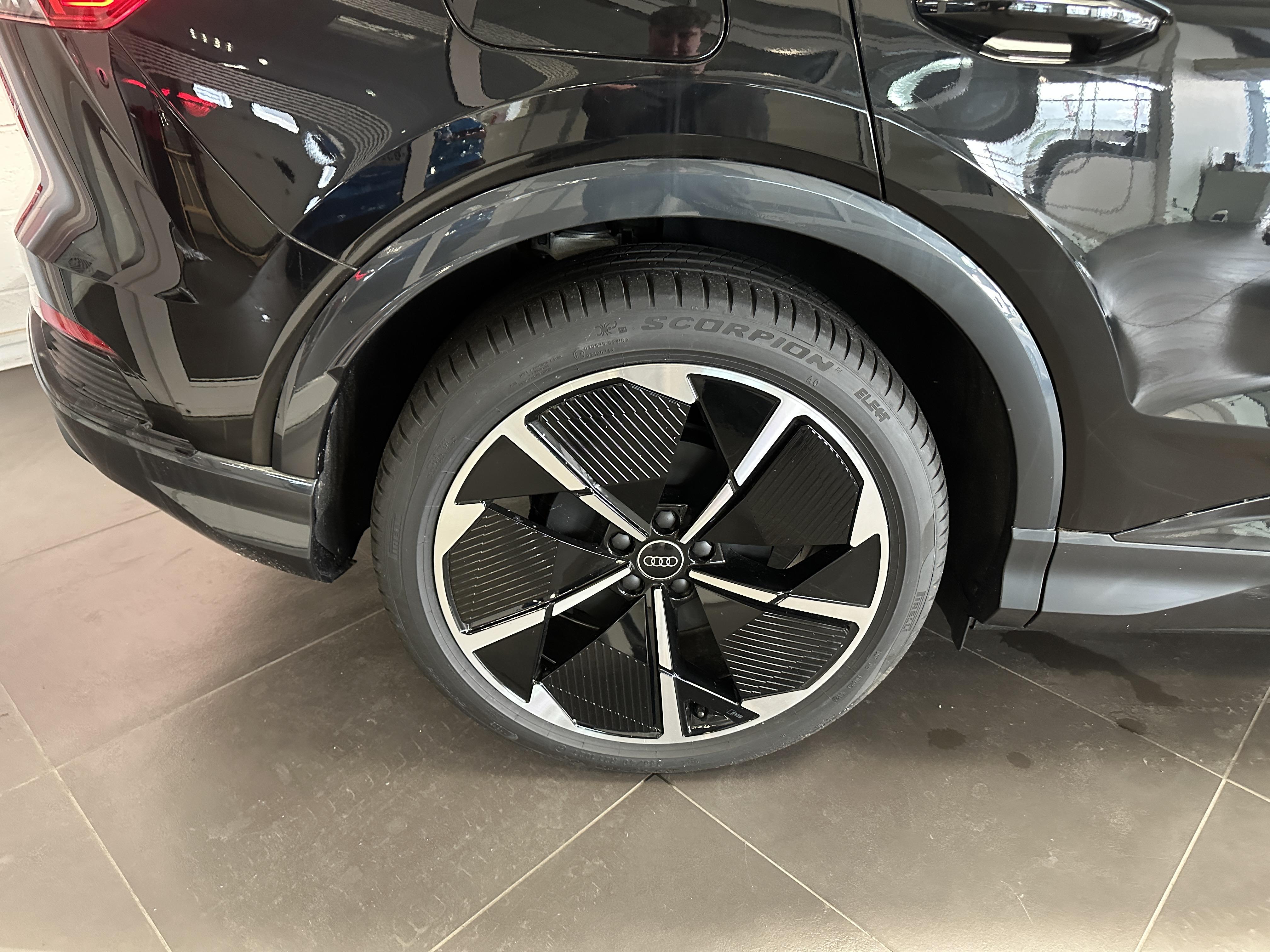 AUDI Q4 E-TRON SPORTBACK