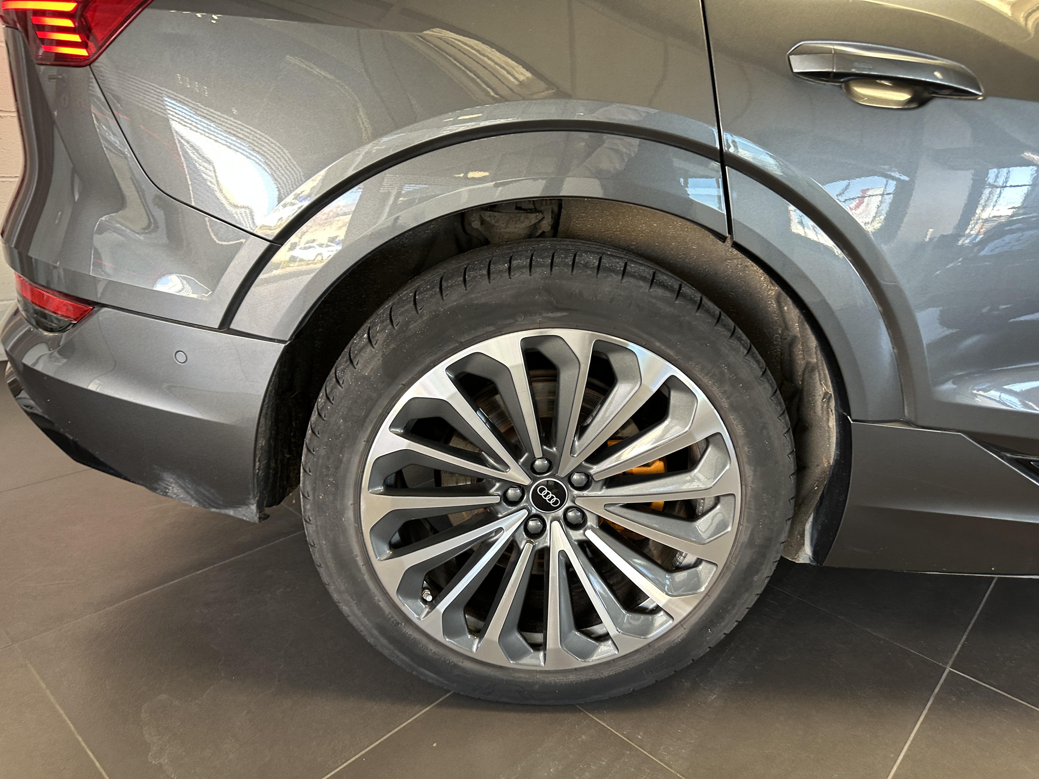 AUDI E-TRON SPORTBACK