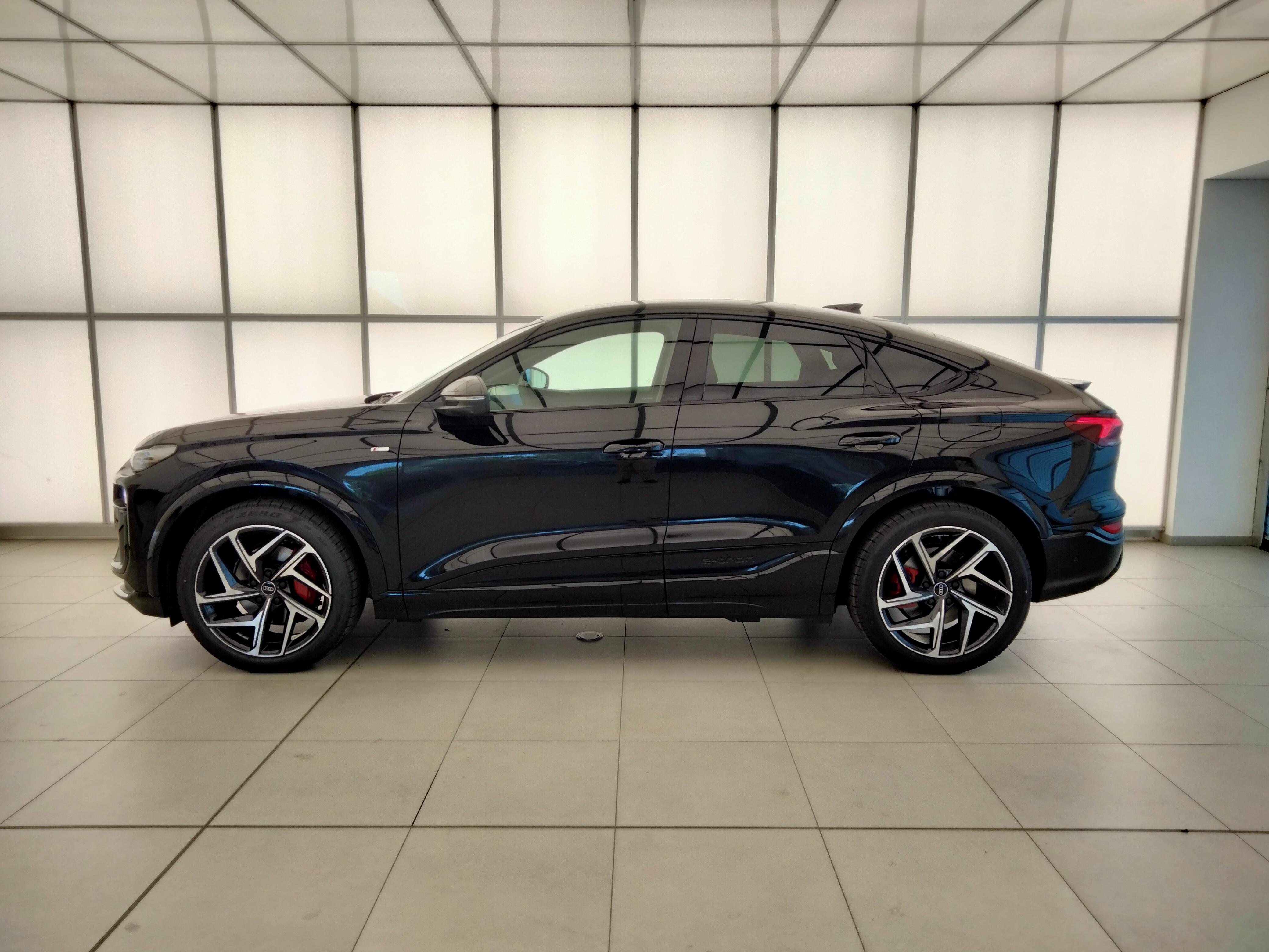 AUDI Q6 E-TRON SPORTBACK