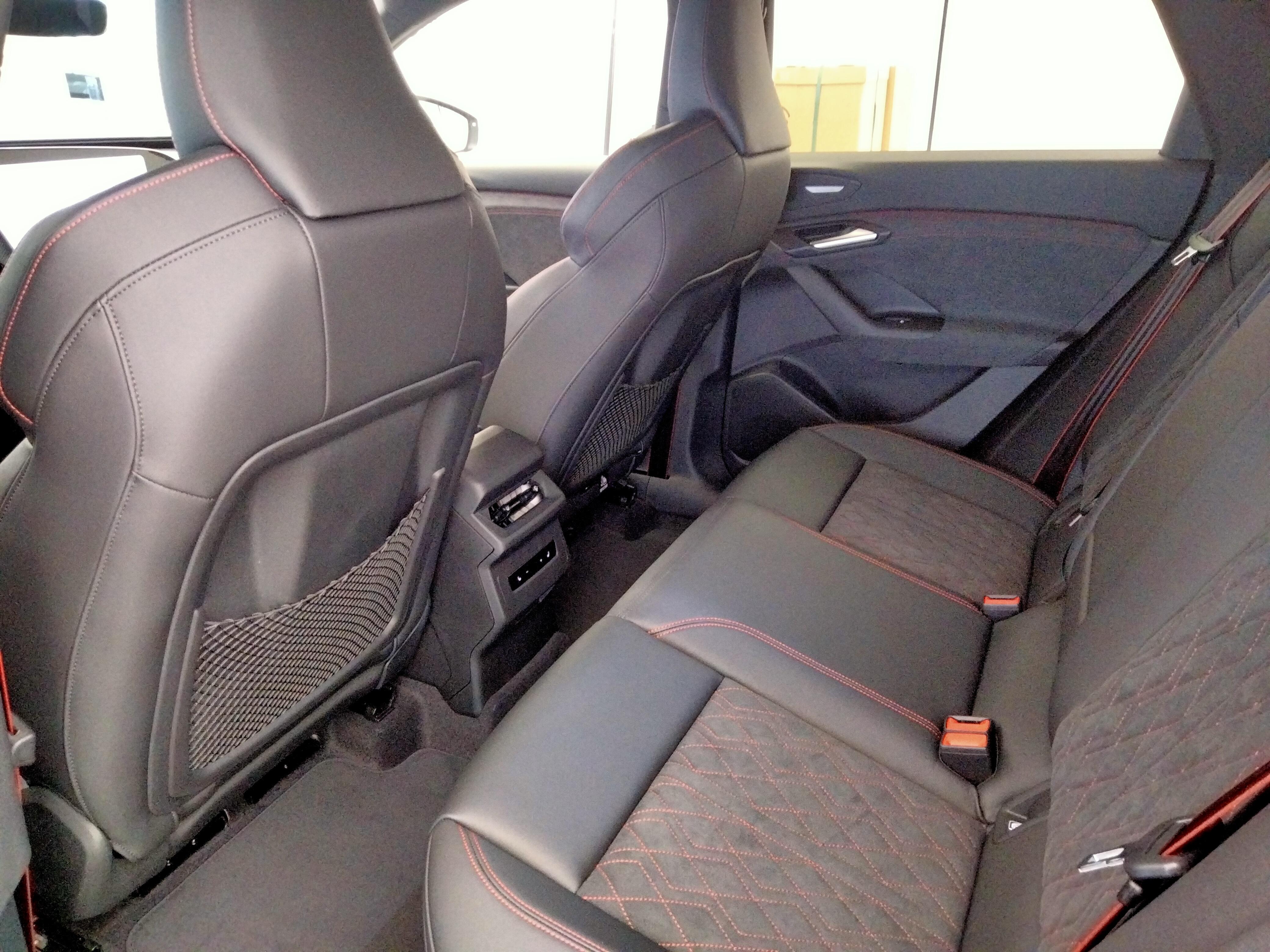 AUDI Q6 E-TRON SPORTBACK