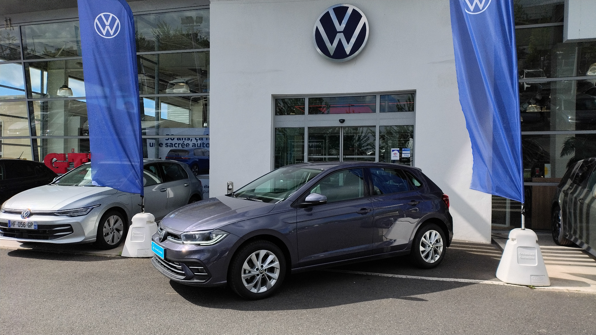 VOLKSWAGEN POLO
