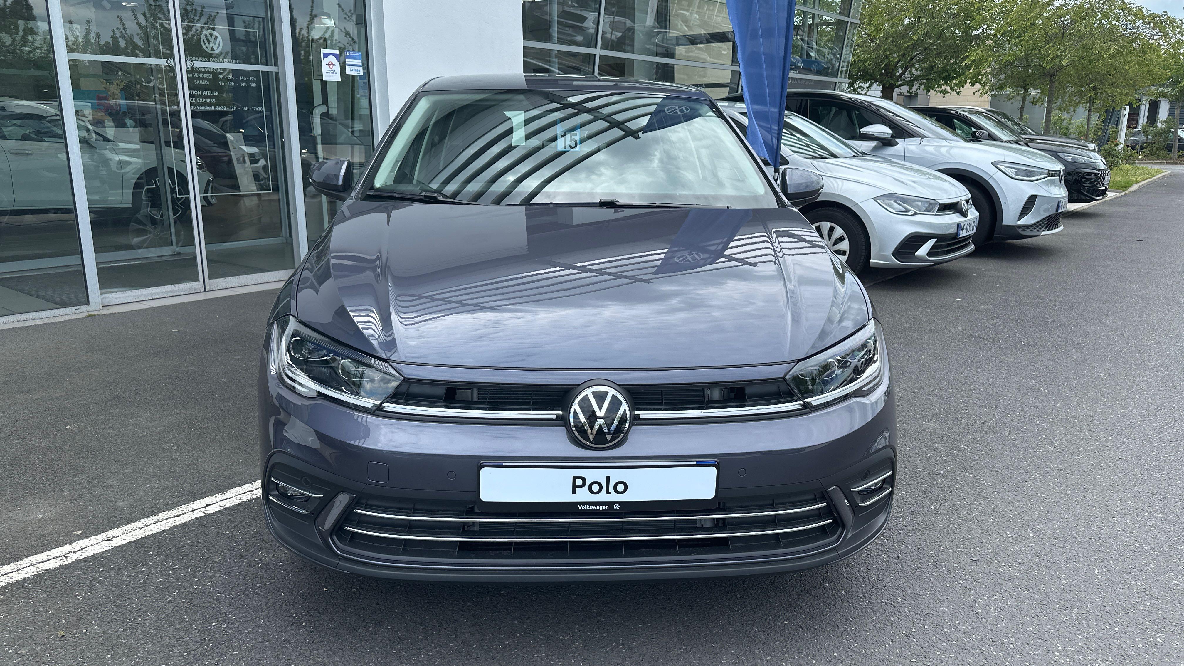 VOLKSWAGEN POLO