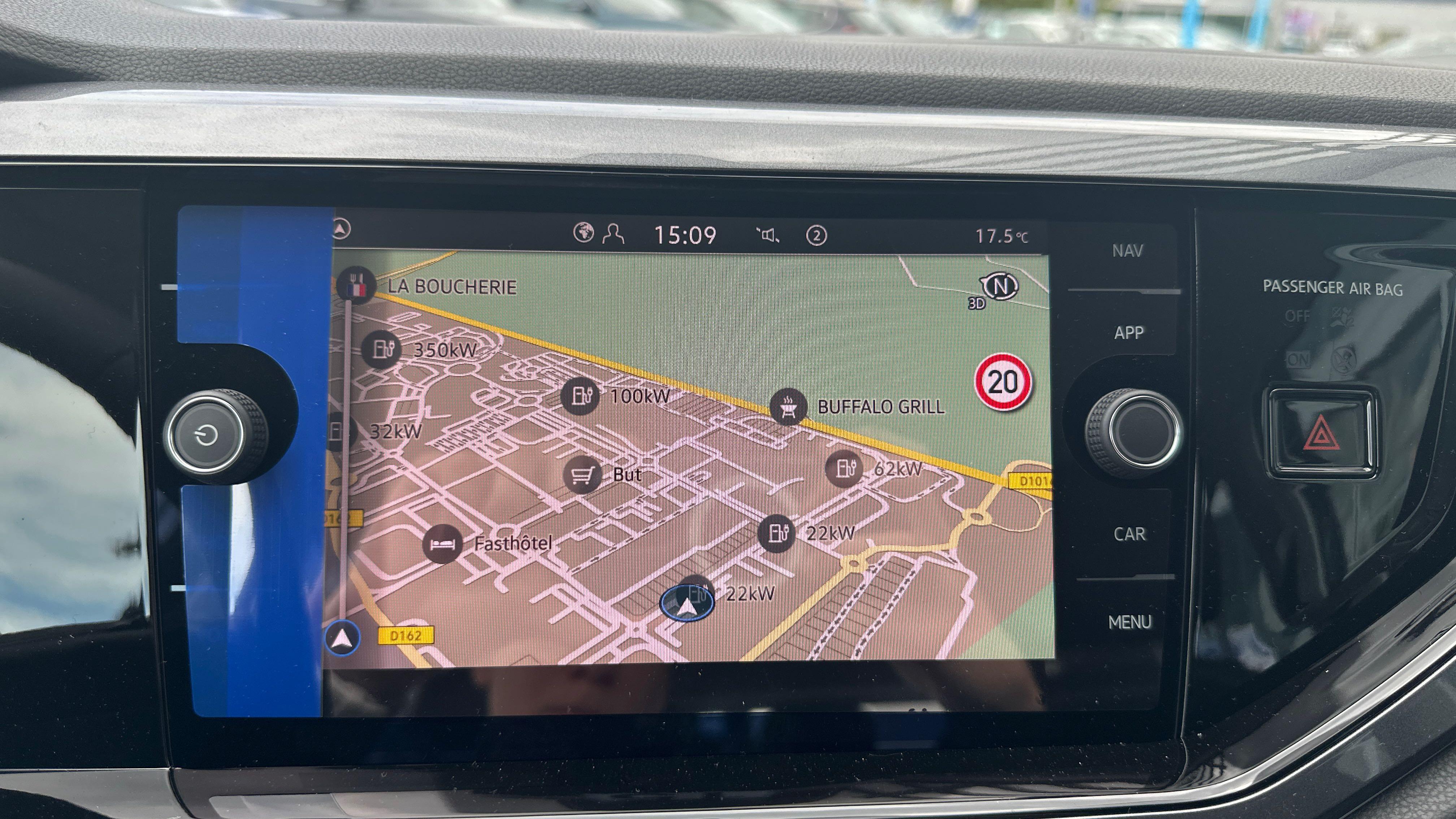 VOLKSWAGEN POLO