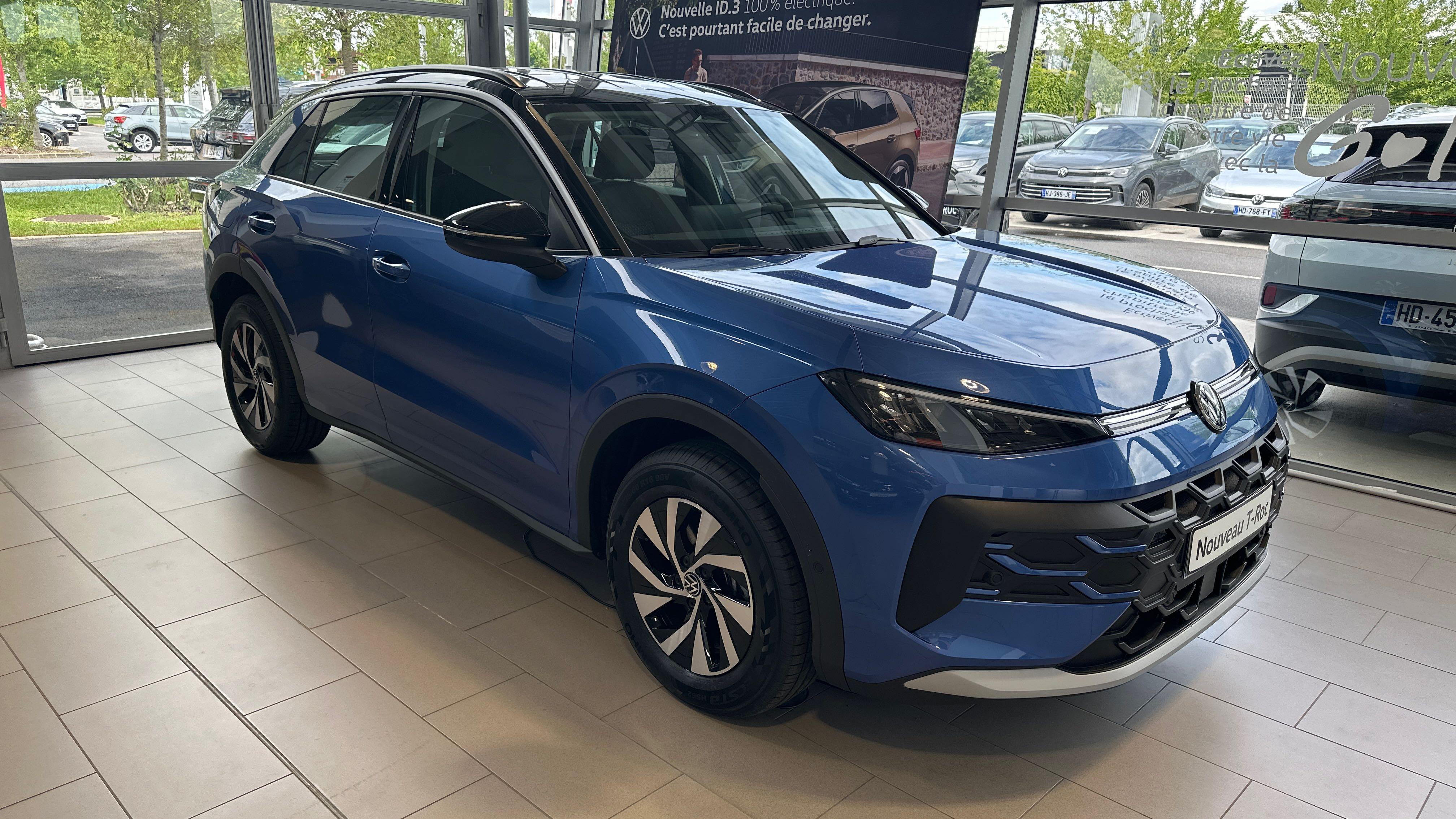 VOLKSWAGEN T-ROC