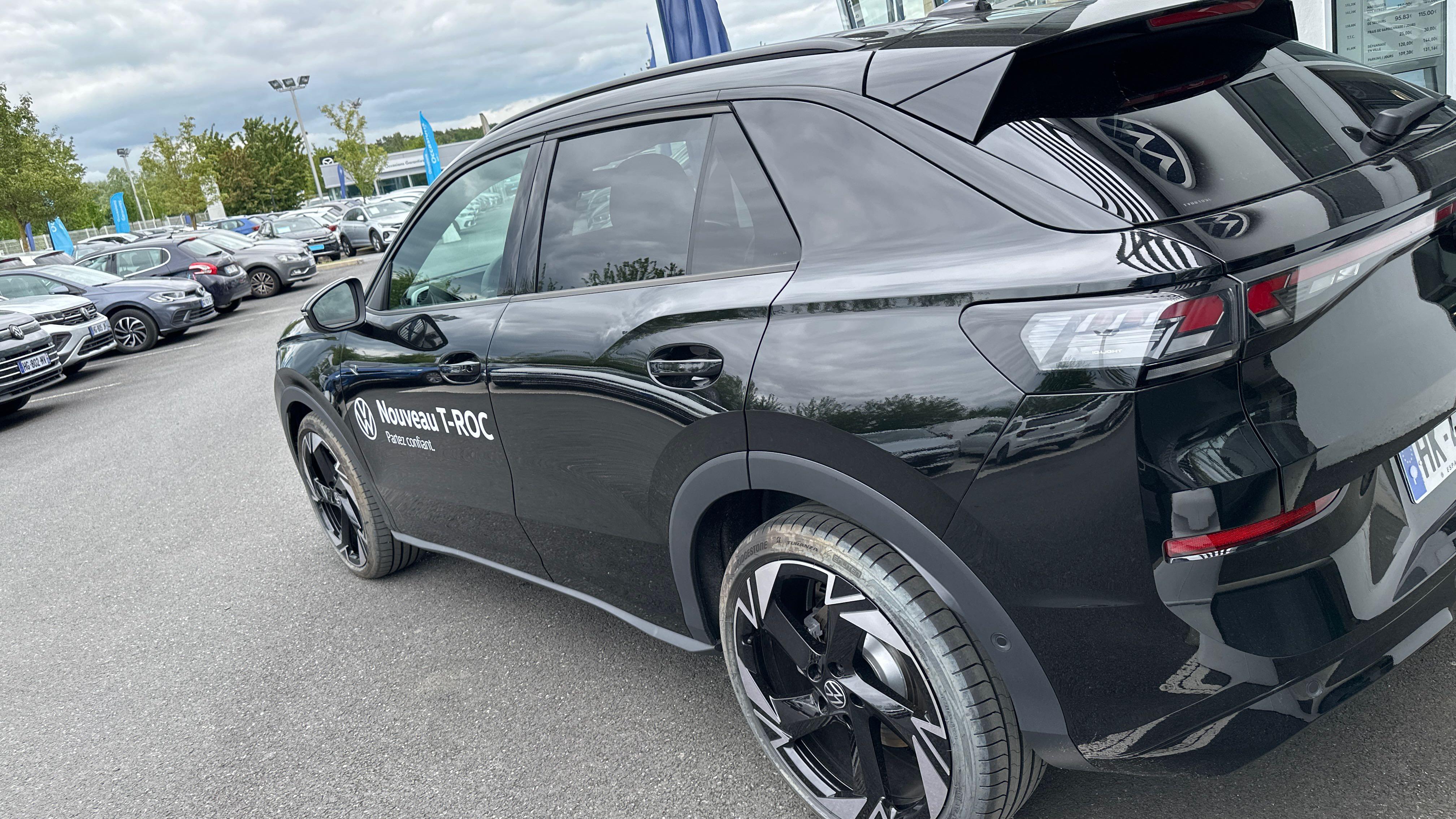 VOLKSWAGEN T-ROC