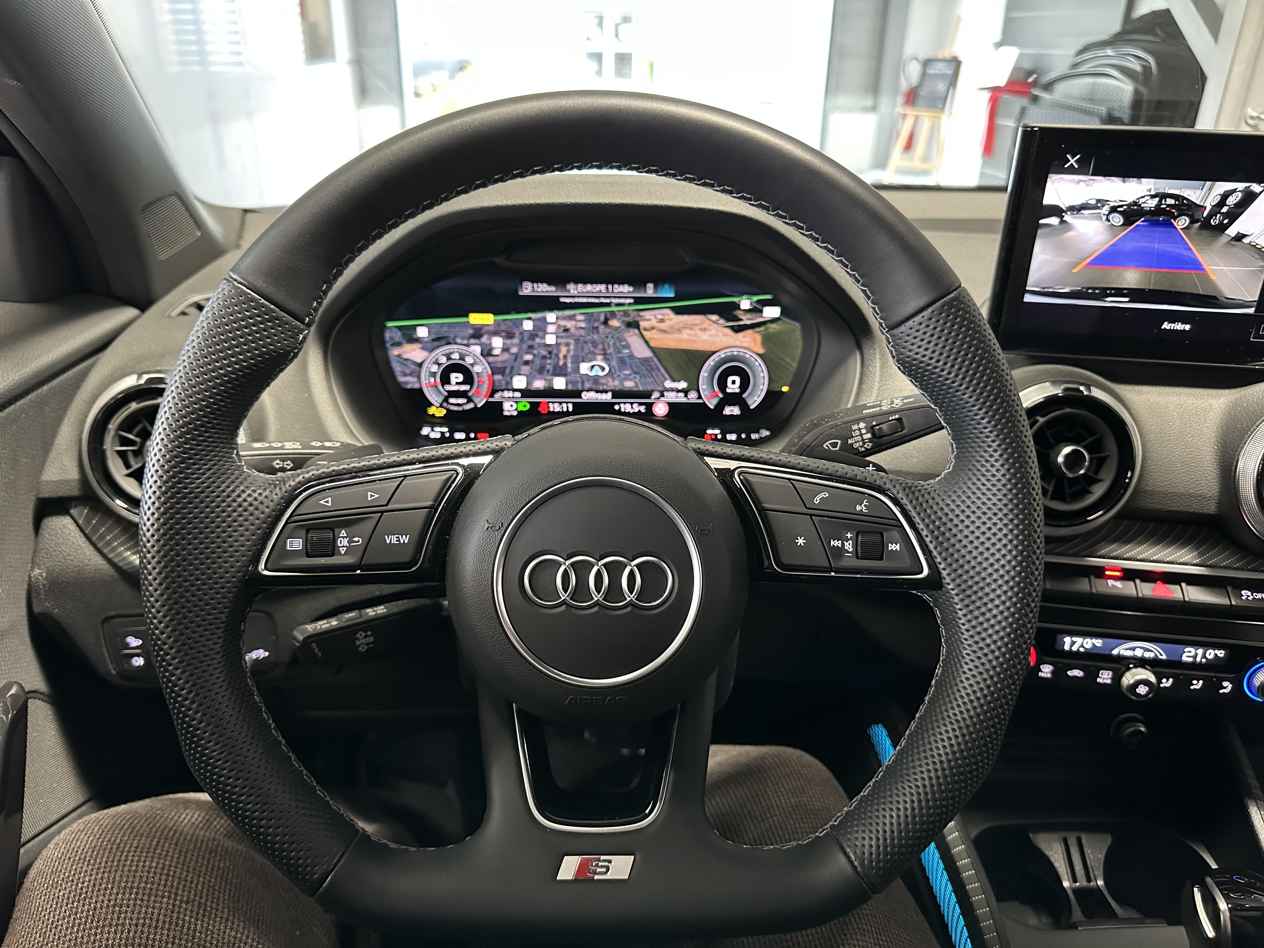 AUDI Q2