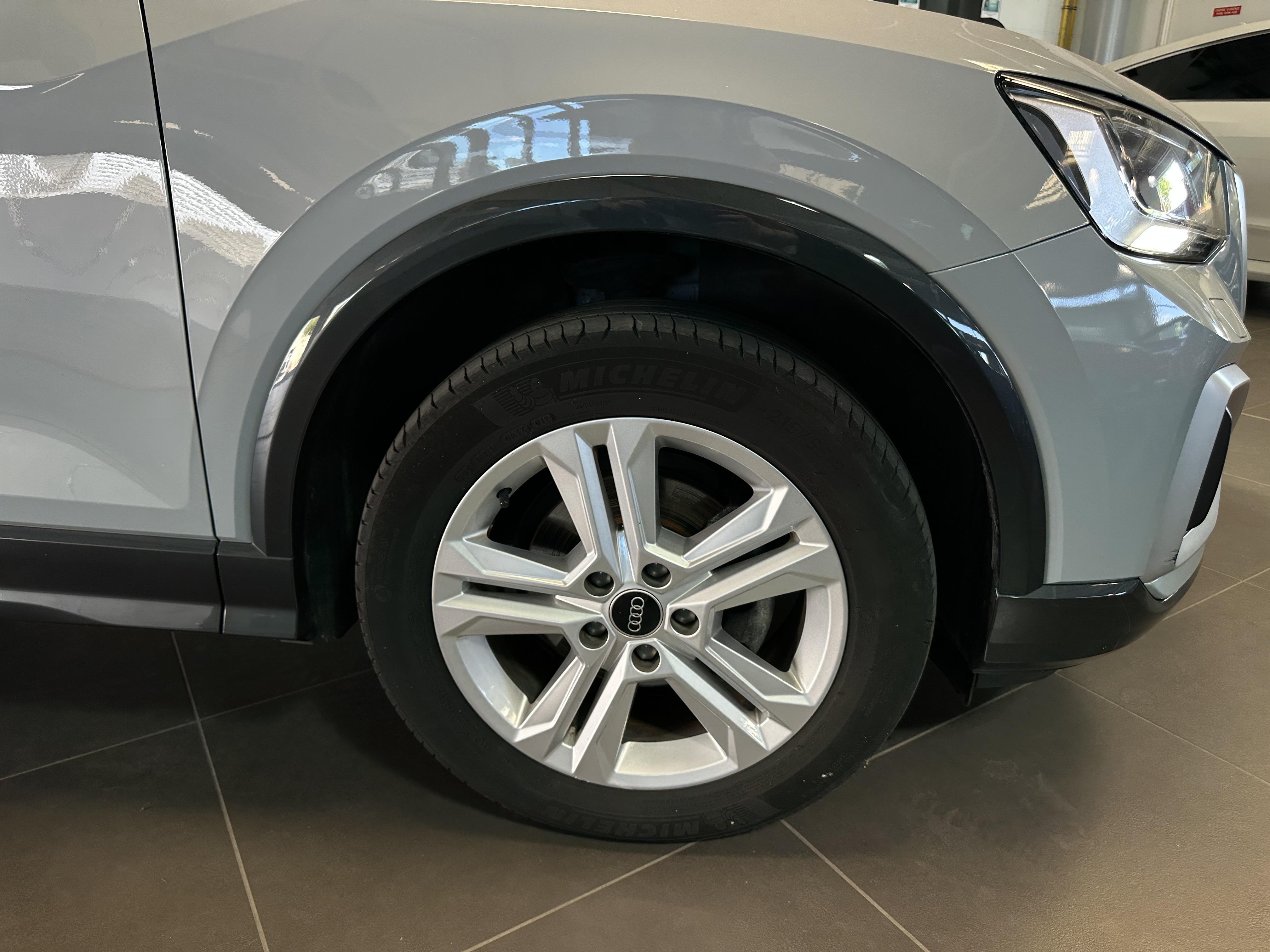 AUDI Q2