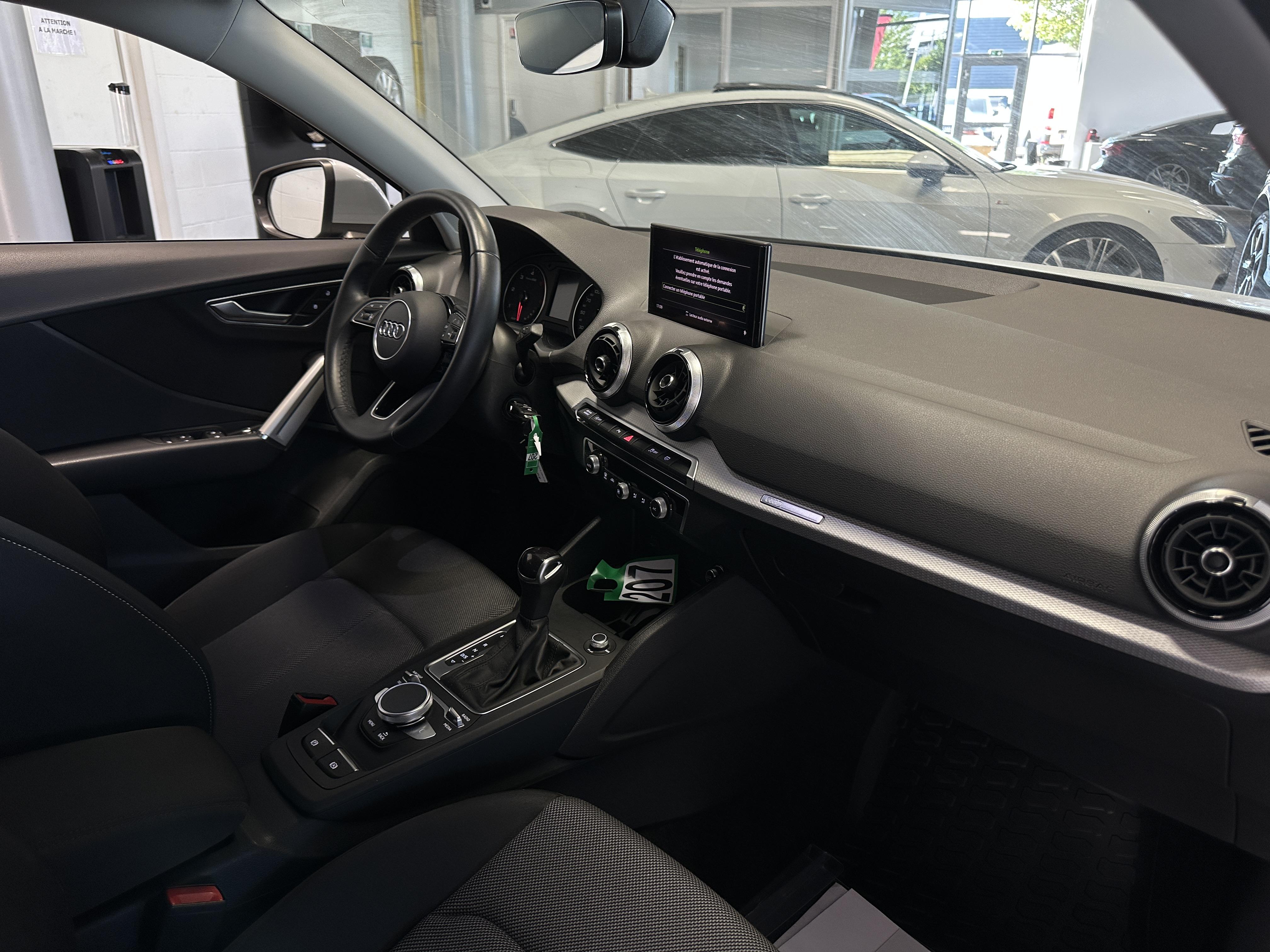 AUDI Q2