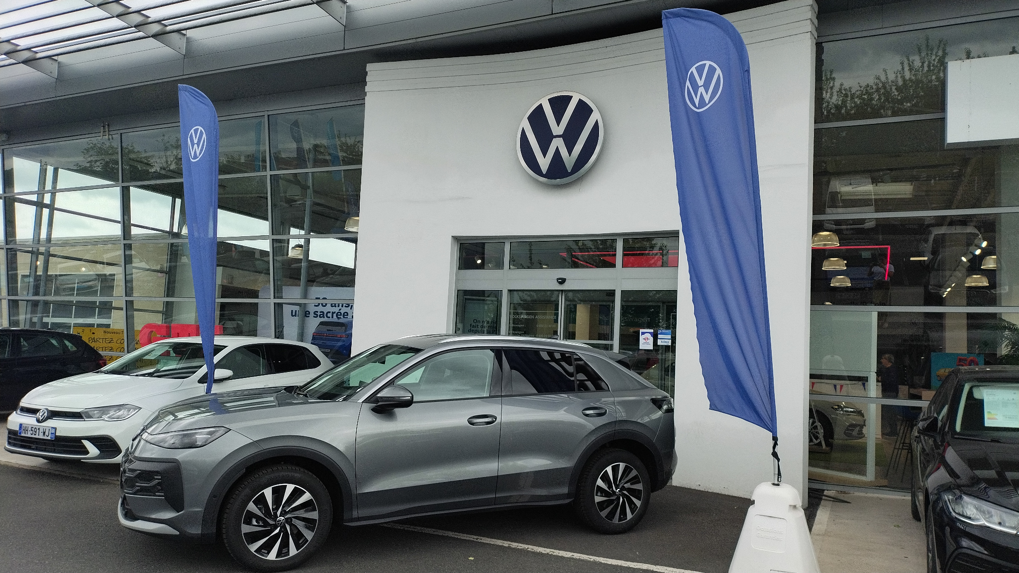VOLKSWAGEN T-ROC