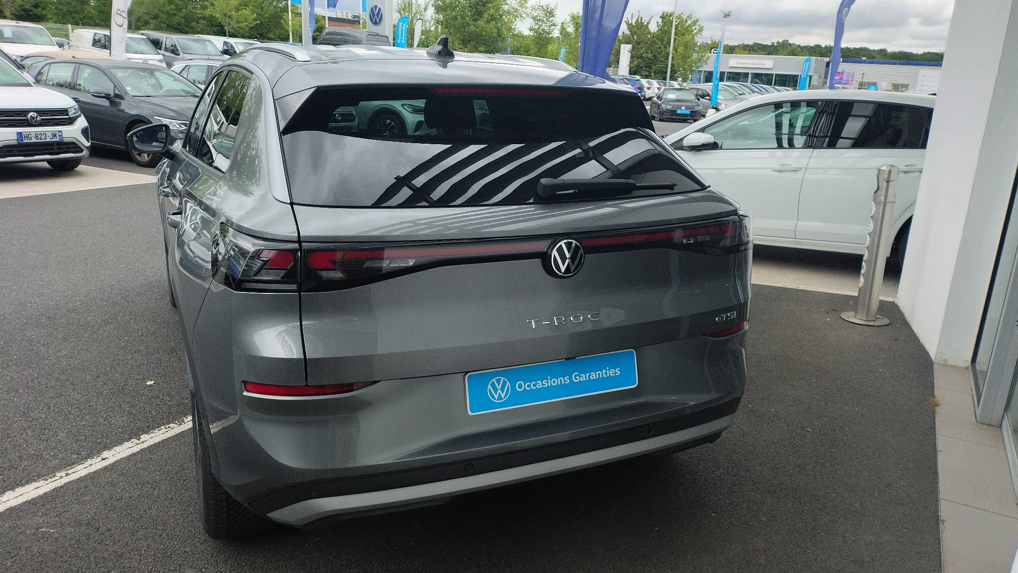 VOLKSWAGEN T-ROC