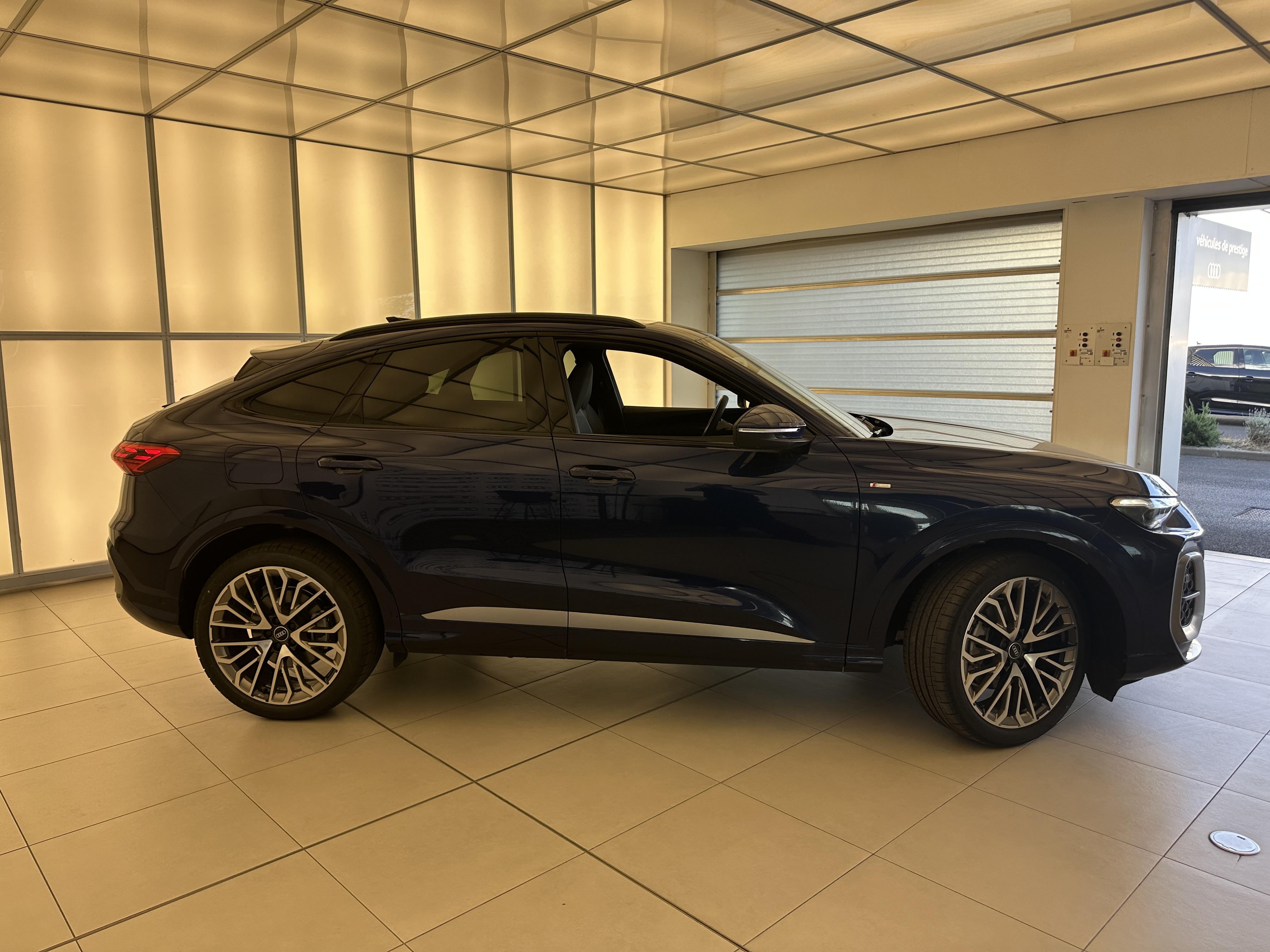 AUDI Q5 SPORTBACK