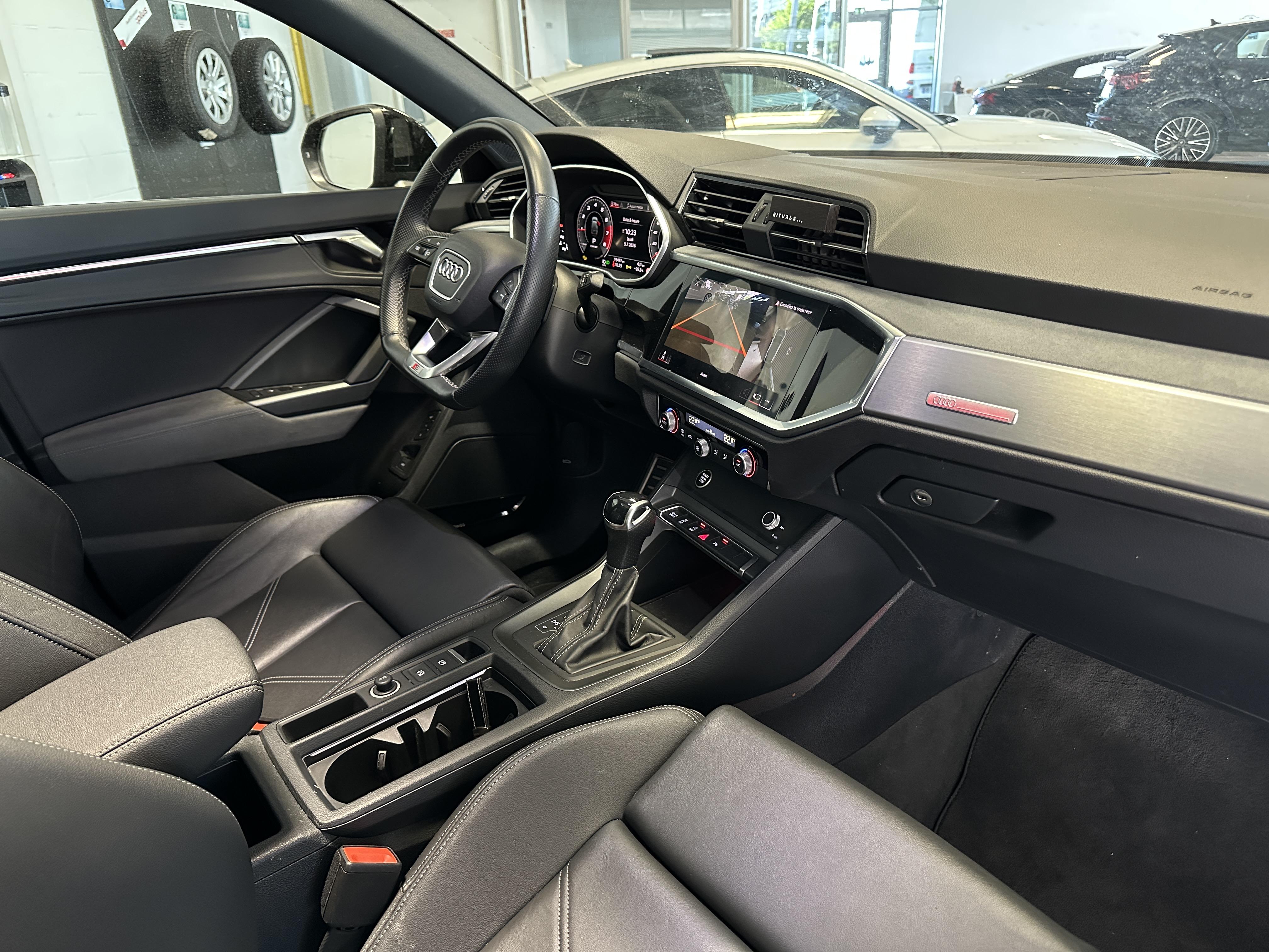 AUDI Q3 SPORTBACK